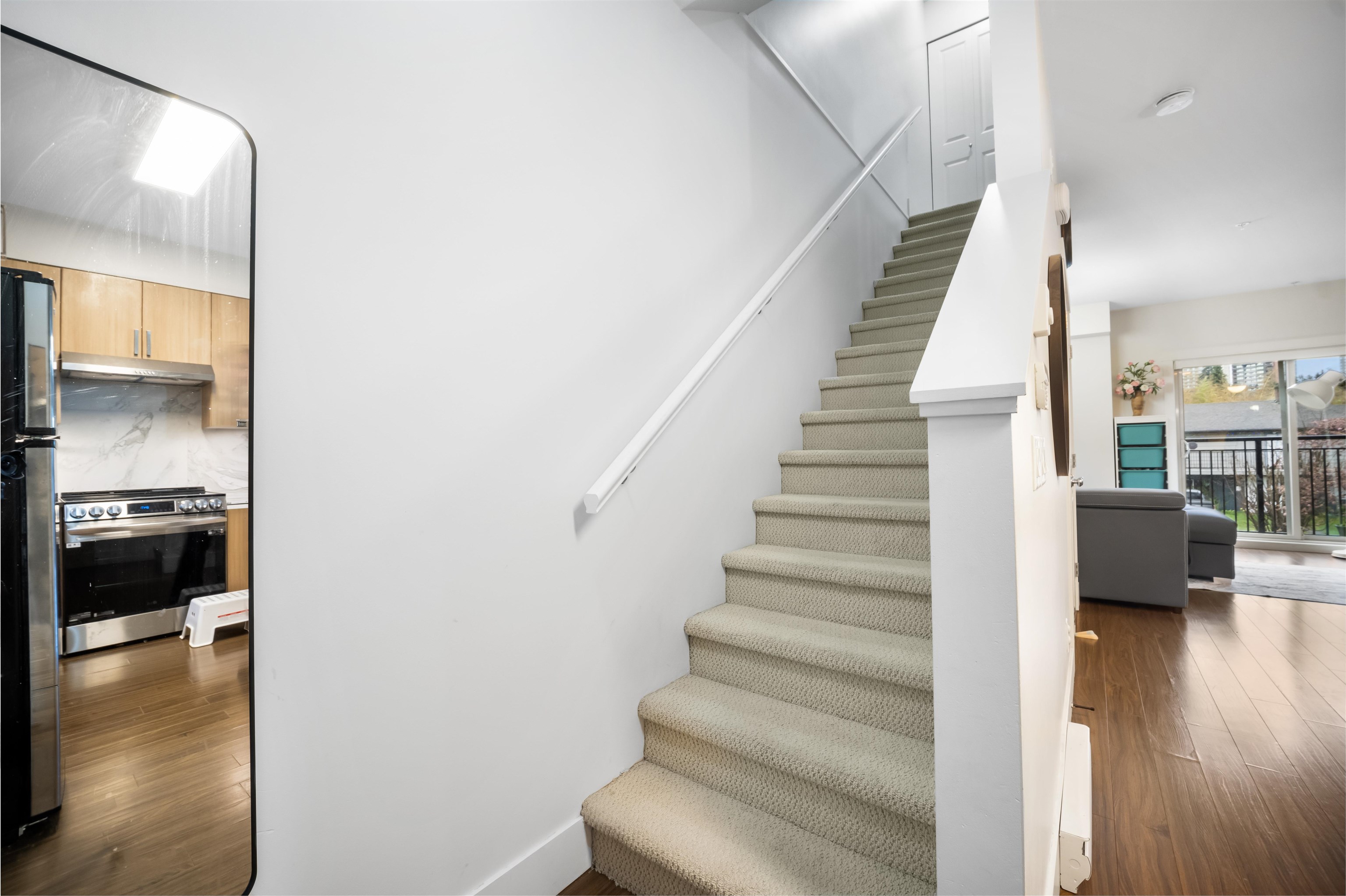 204 7168 STRIDE AVENUE Unit: 204