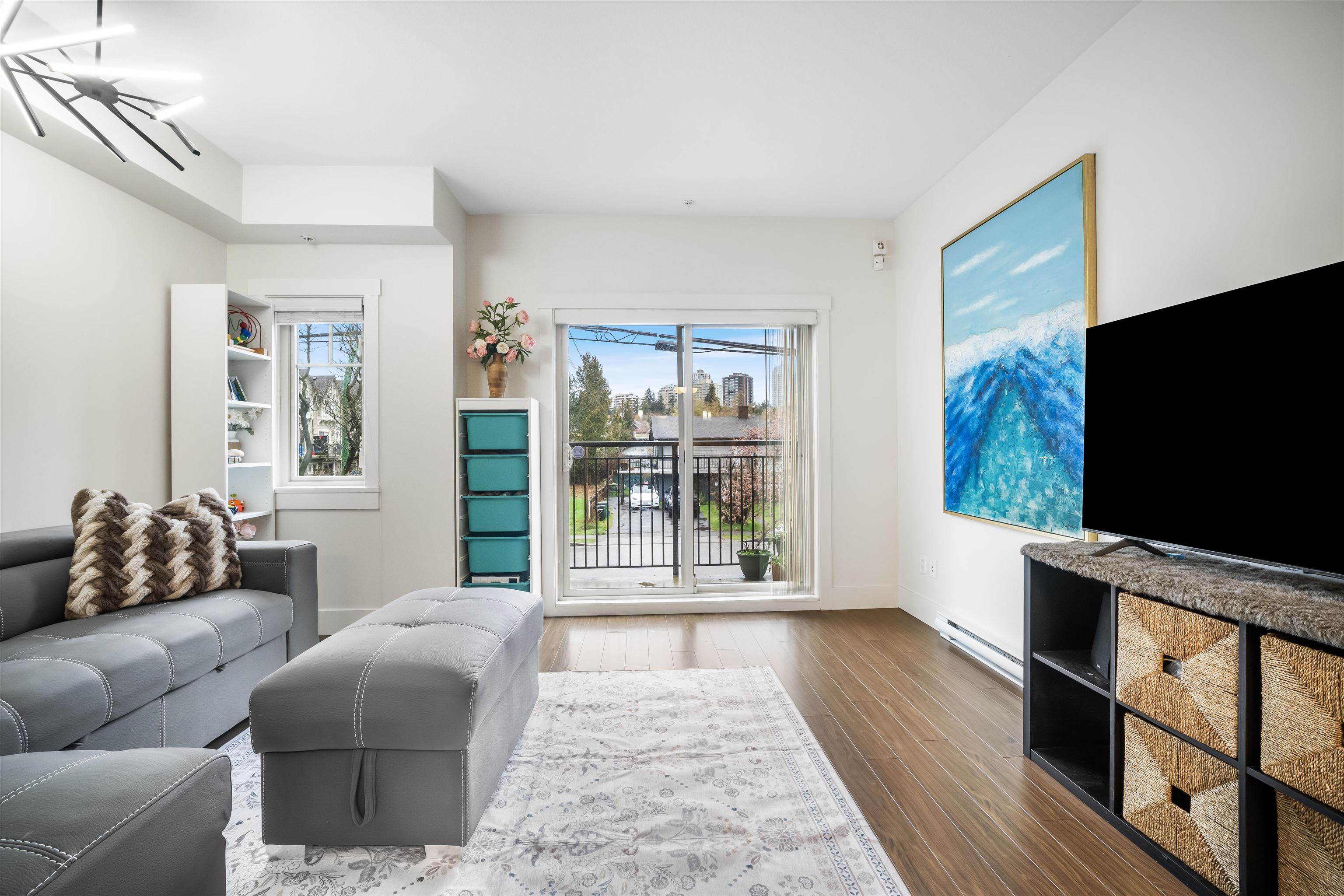 204 7168 STRIDE AVENUE Unit: 204