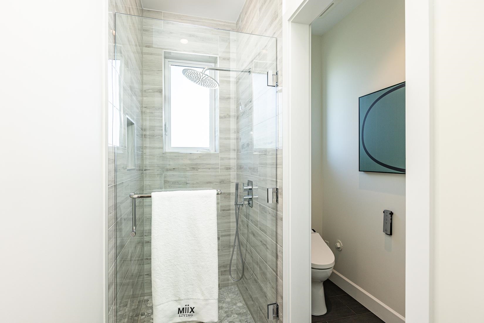 3 7088 HEATHER STREET Unit: 3