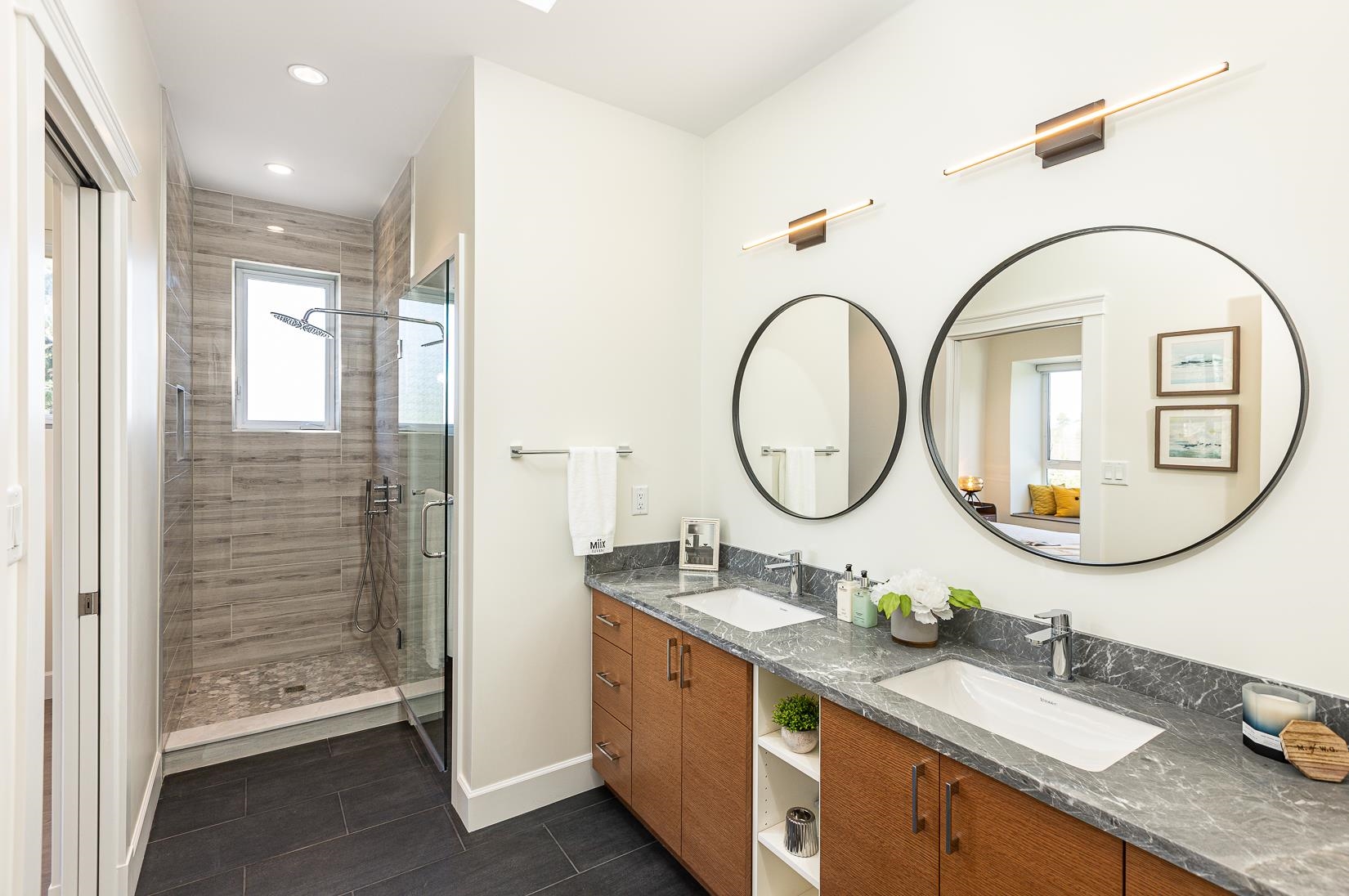 3 7088 HEATHER STREET Unit: 3