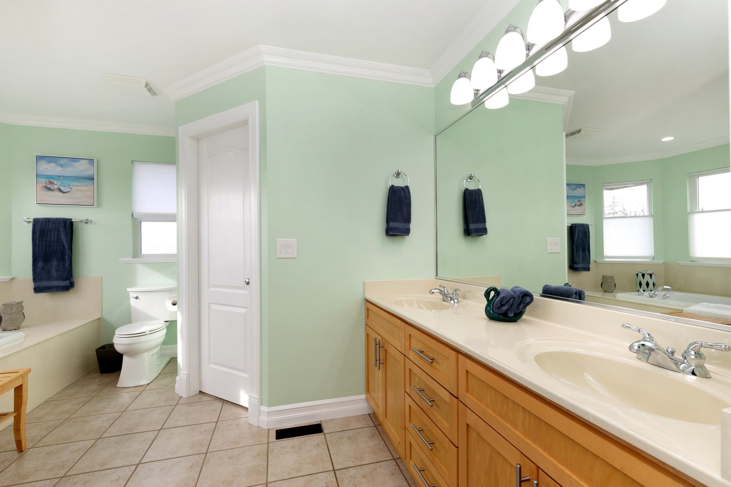 8022 LITTLE TERRACE