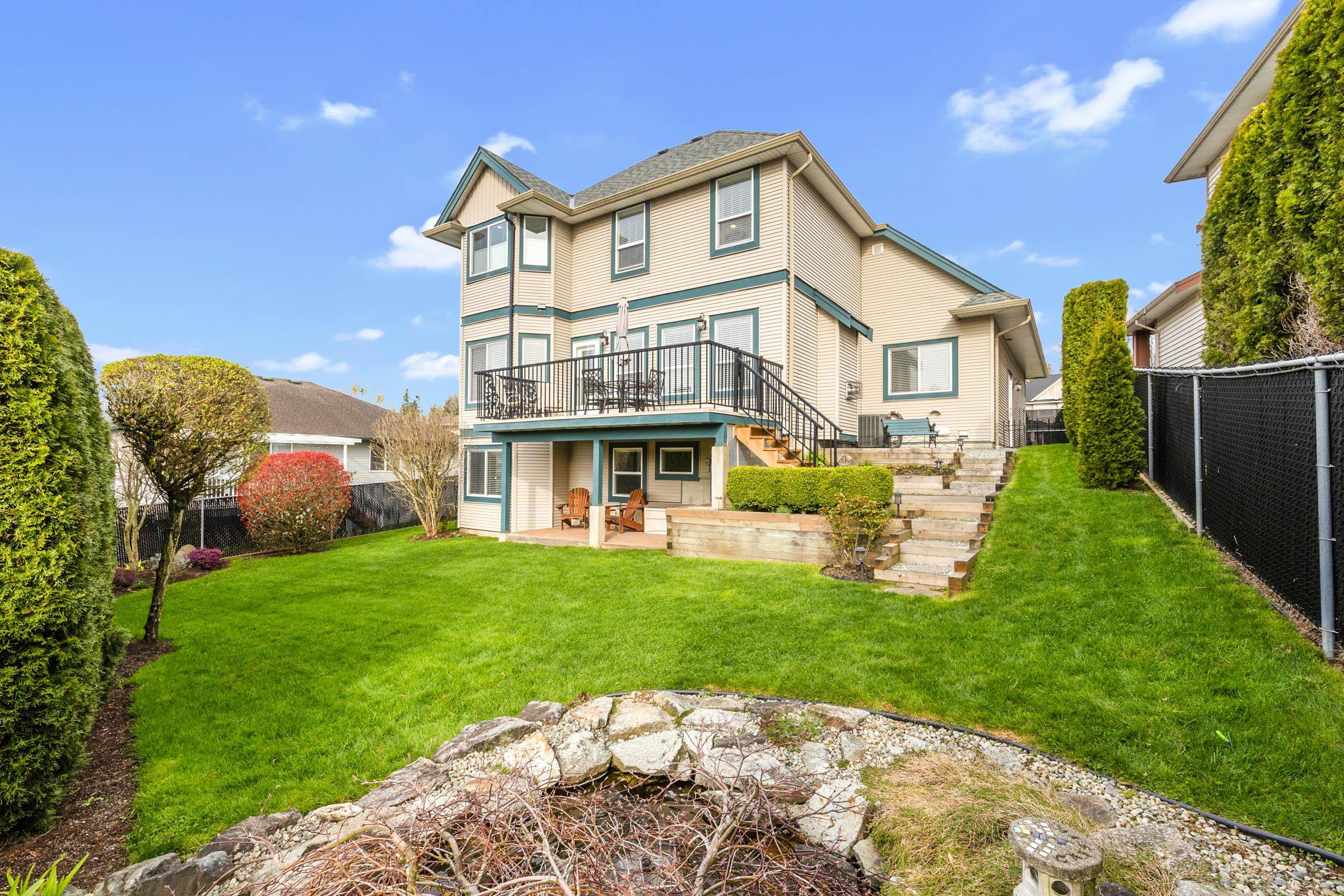 8022 LITTLE TERRACE