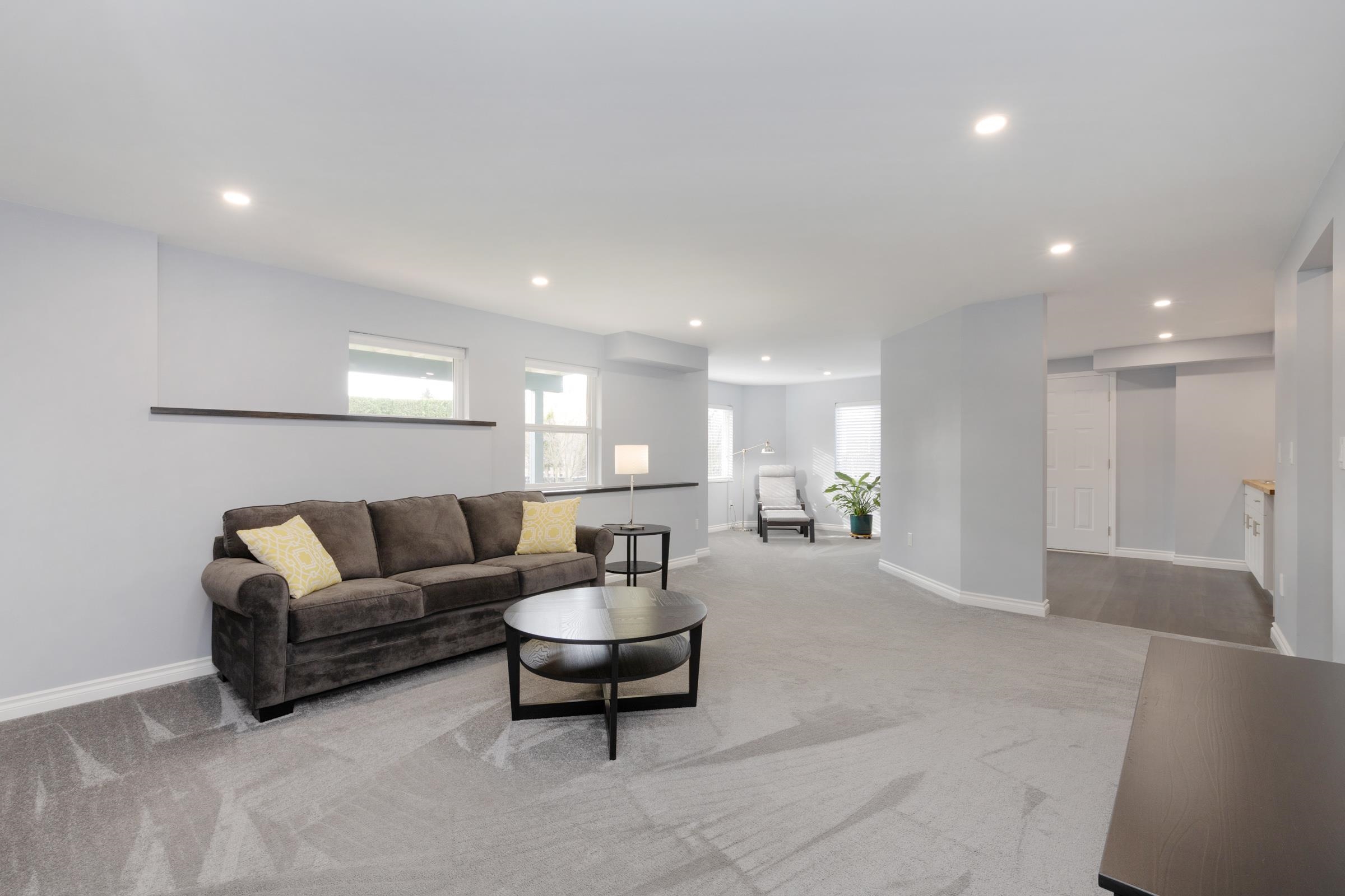 8022 LITTLE TERRACE