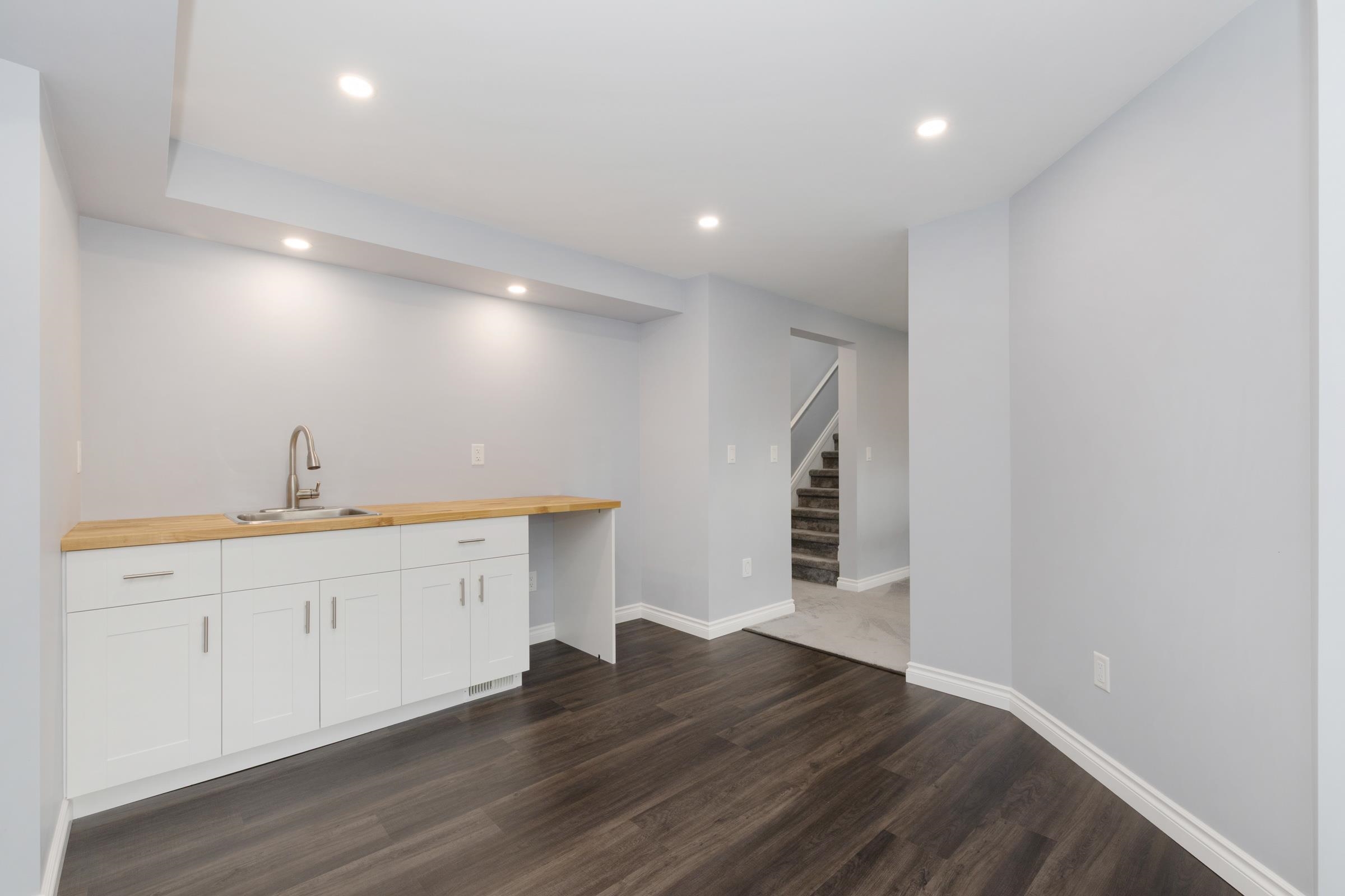 8022 LITTLE TERRACE