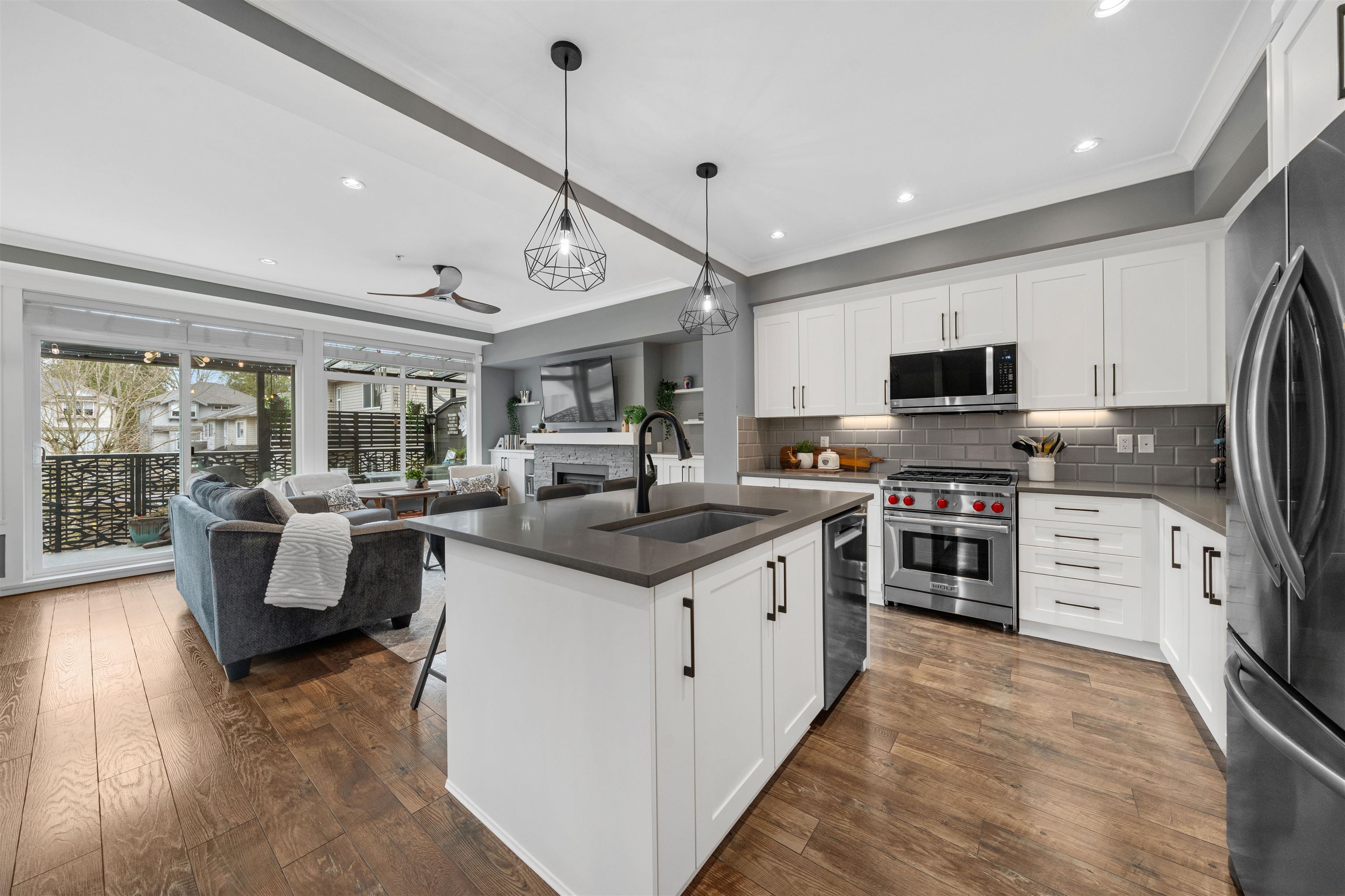 15 11461 236 STREET Unit: 15