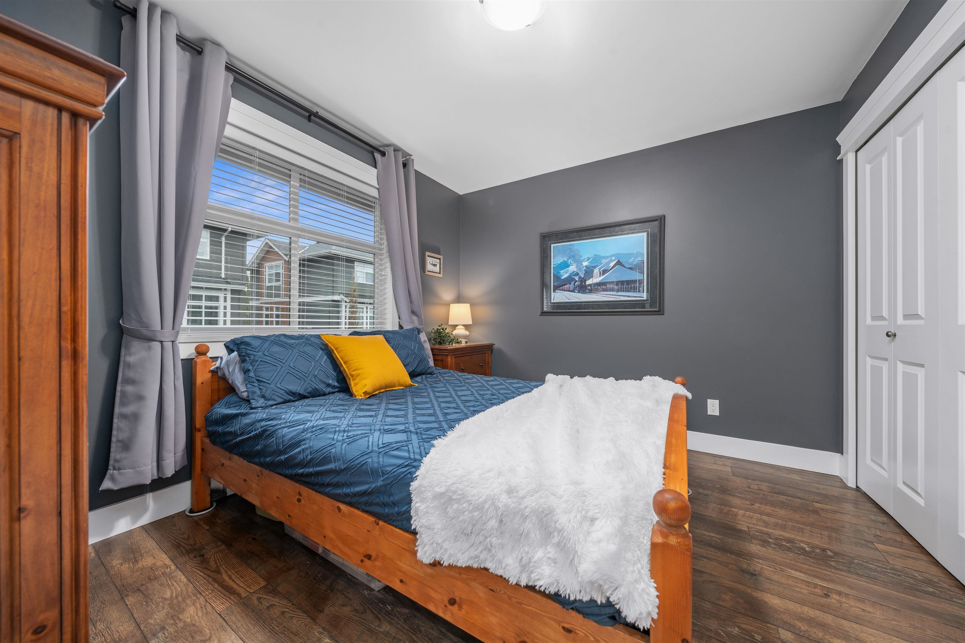 15 11461 236 STREET Unit: 15