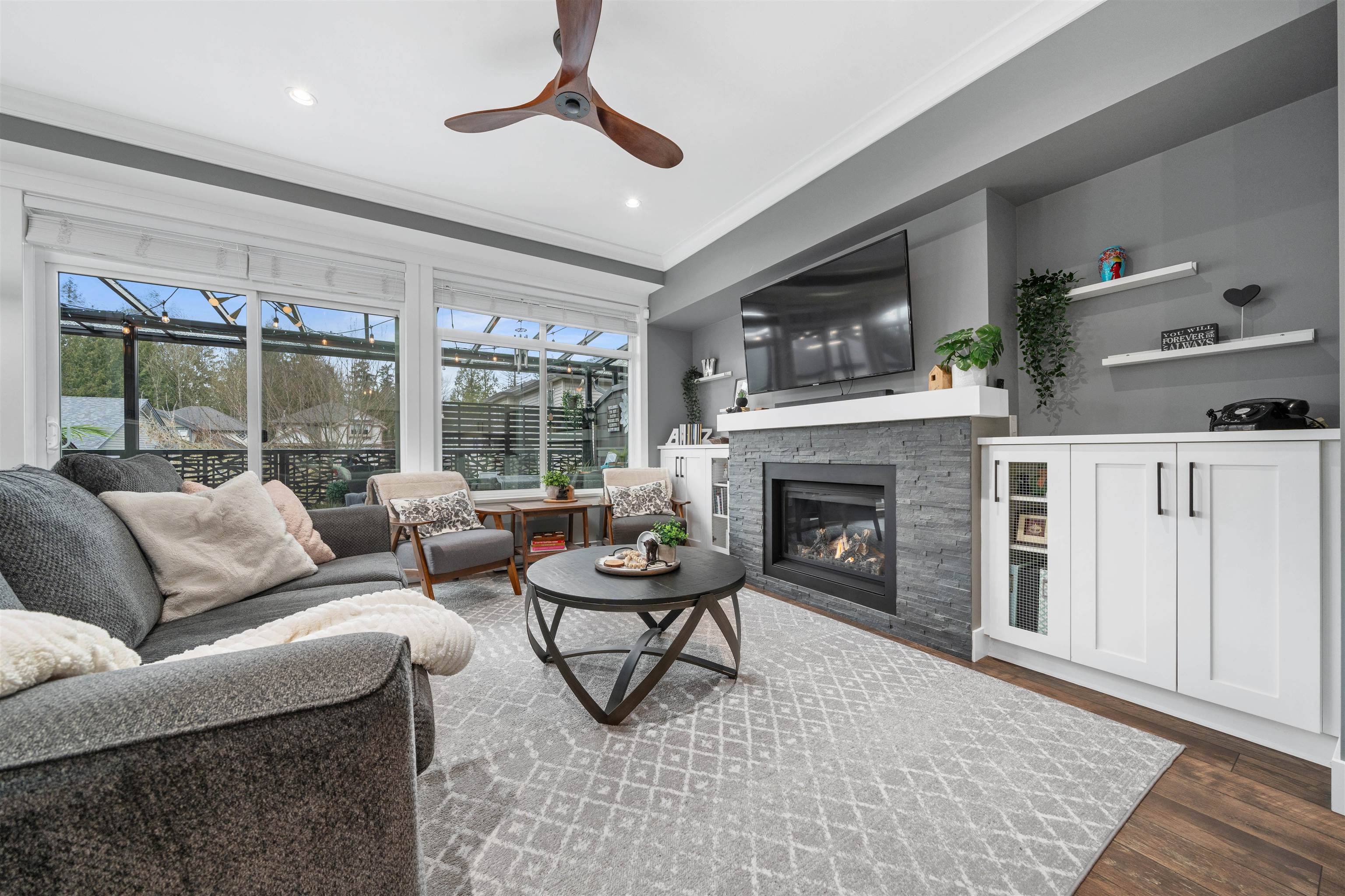 15 11461 236 STREET Unit: 15