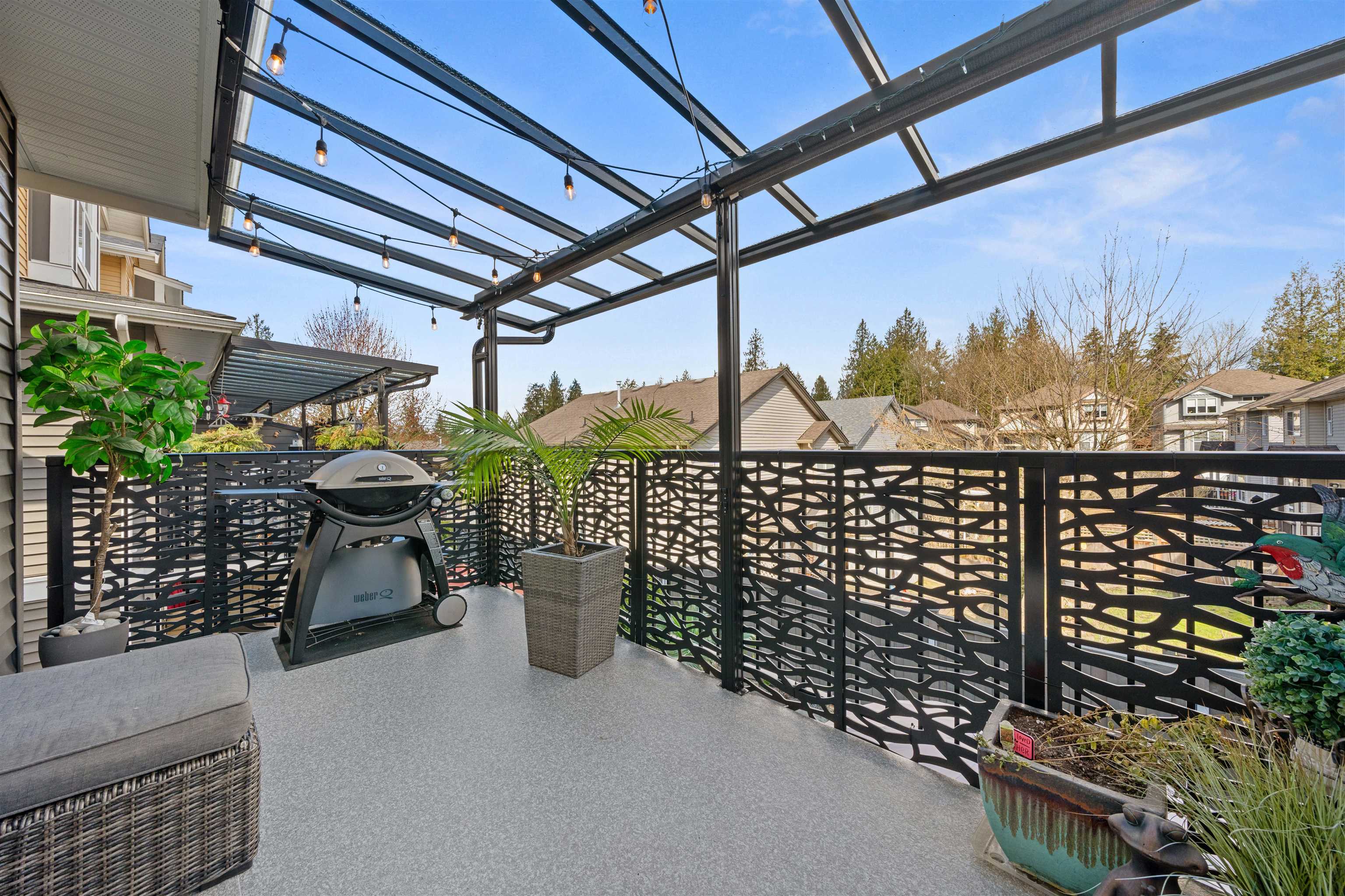 15 11461 236 STREET Unit: 15