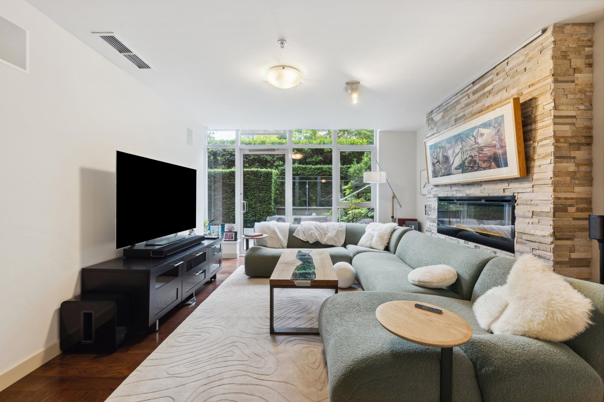 TH12 1233 W CORDOVA STREET Unit: TH12