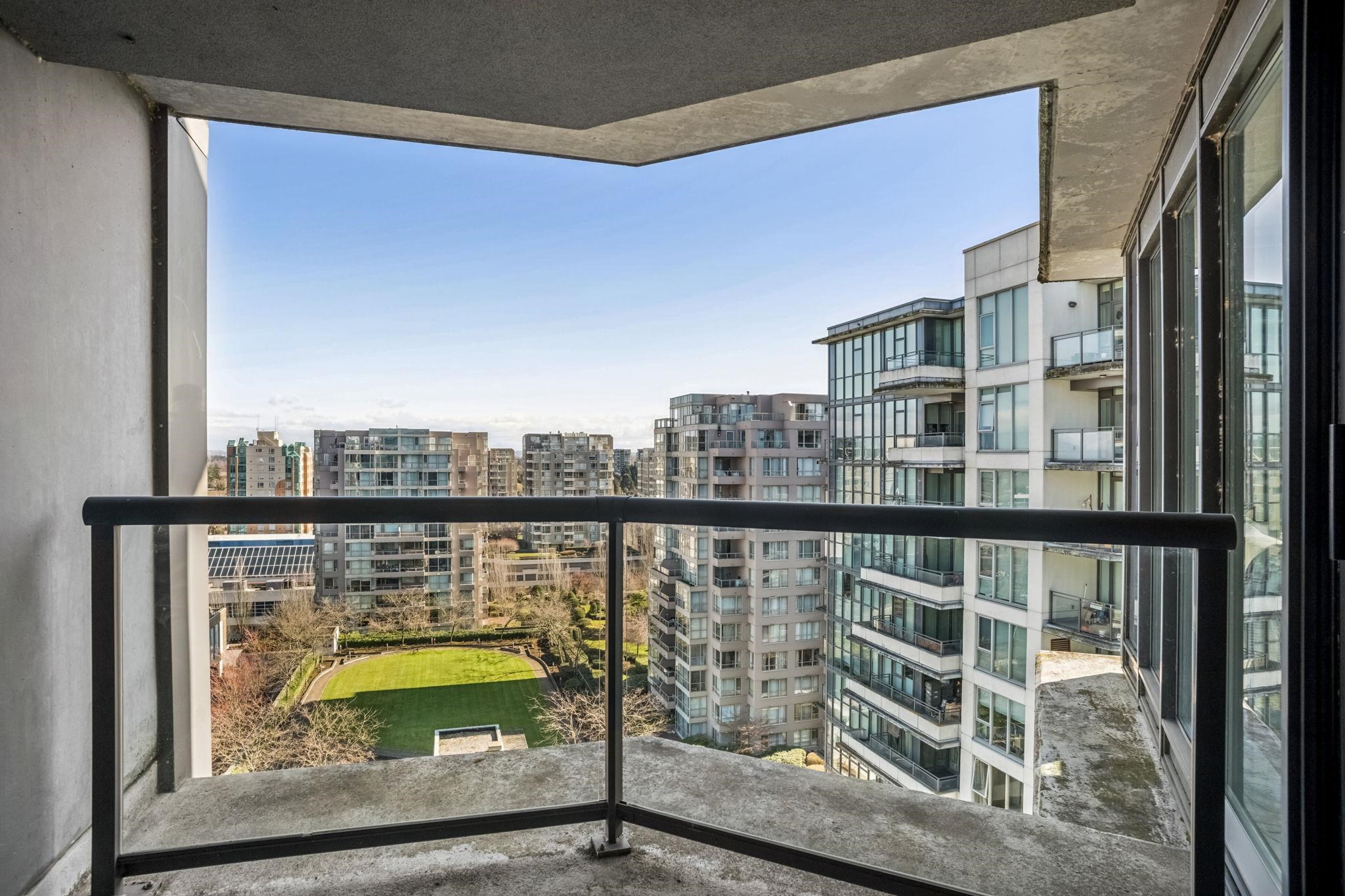 1805 6068 NO. 3 ROAD Unit: 1805