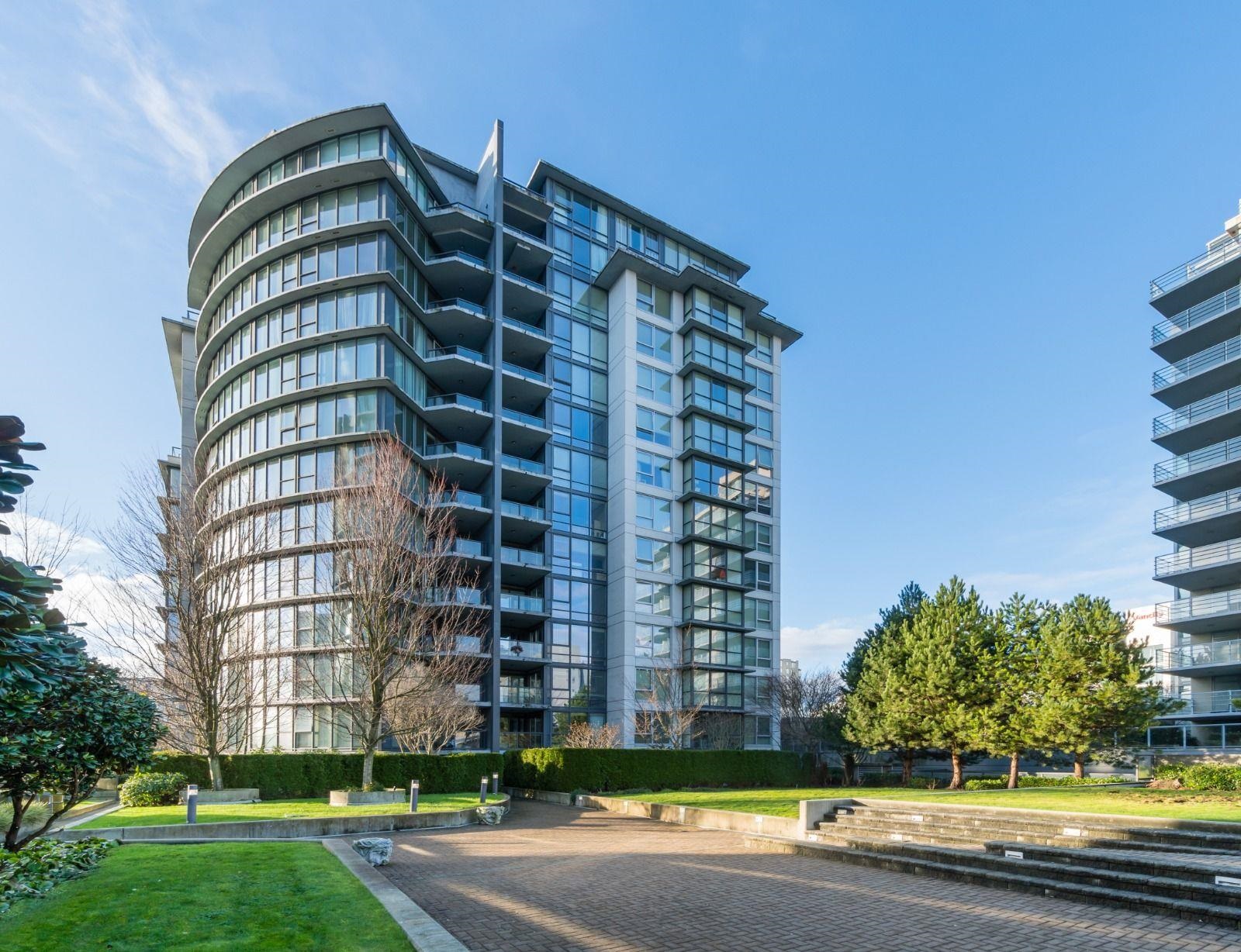 1805 6068 NO. 3 ROAD Unit: 1805