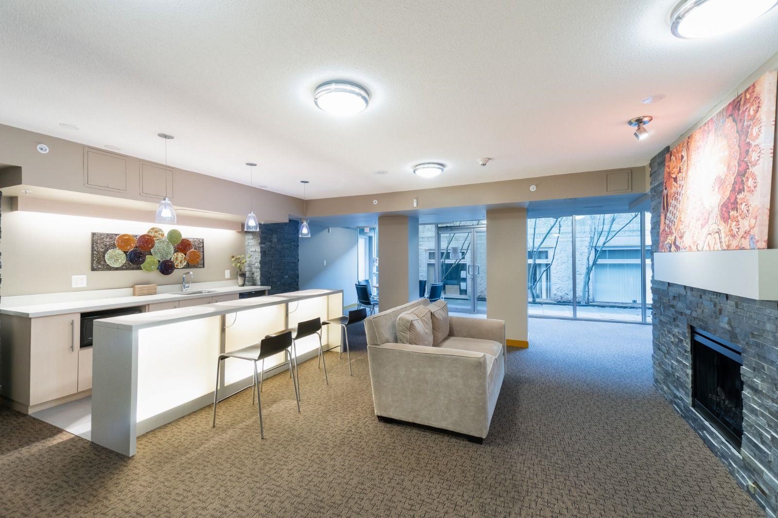 1805 6068 NO. 3 ROAD Unit: 1805