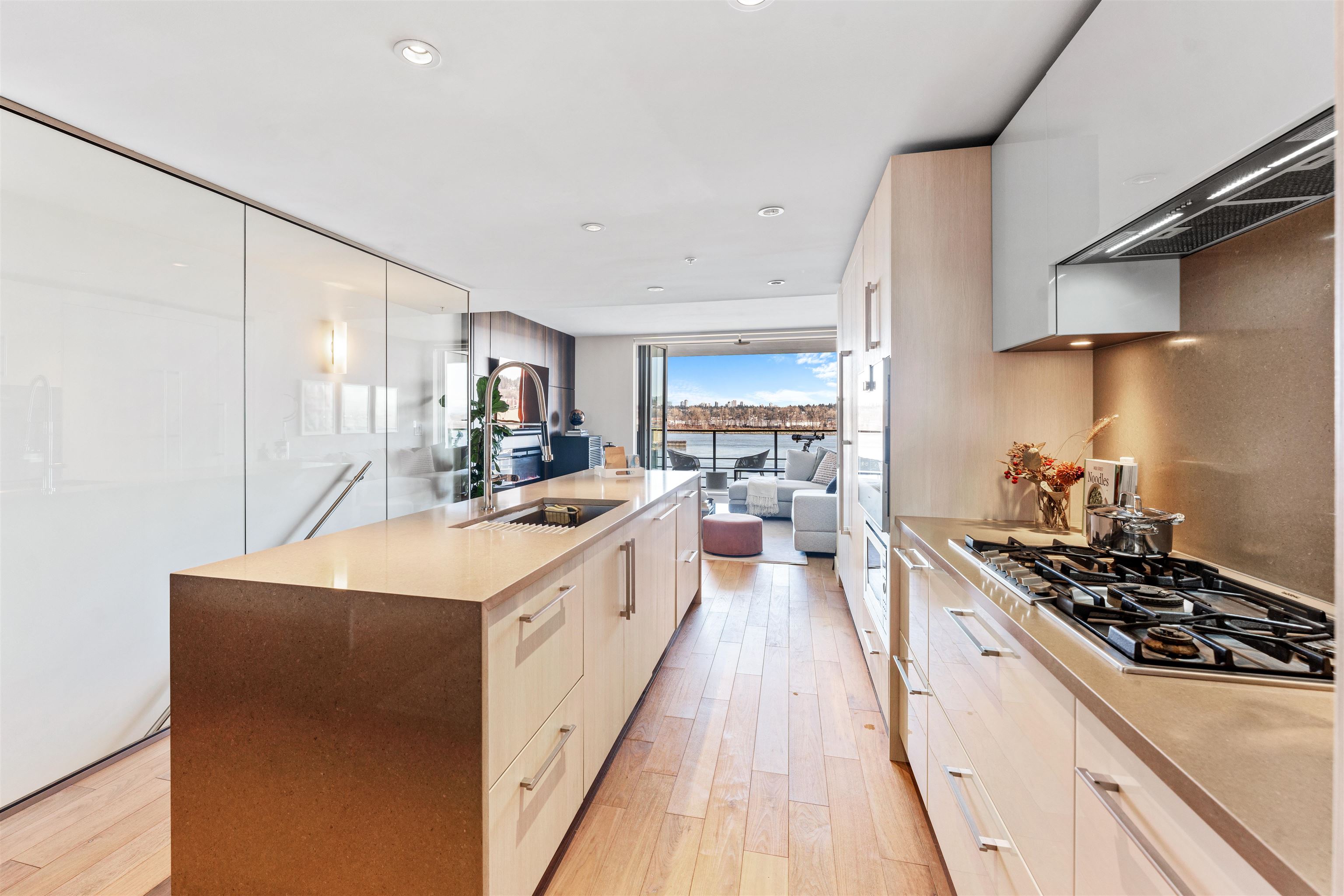 TH509 210 SALTER STREET Unit: TH509