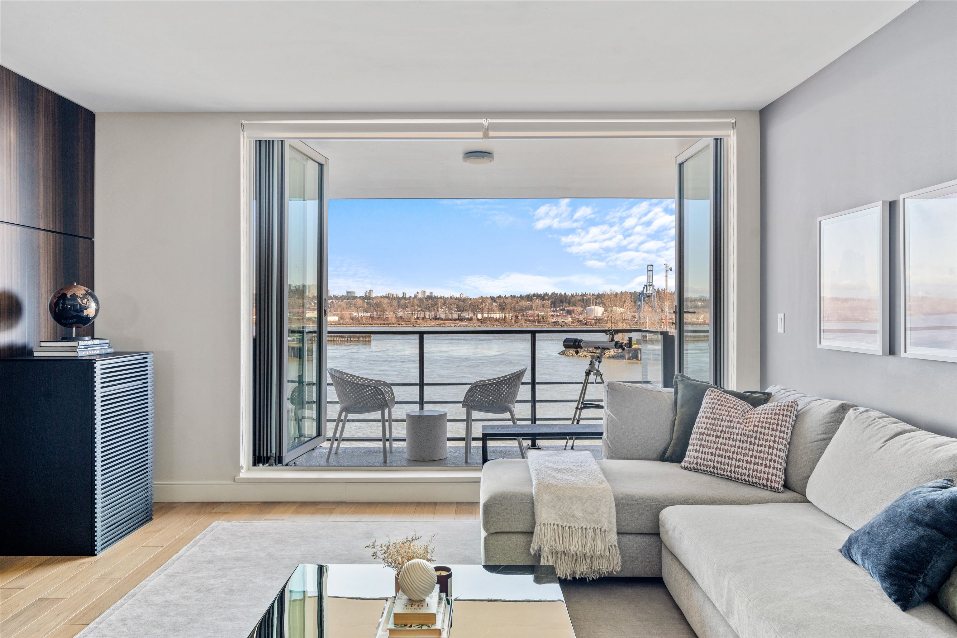 TH509 210 SALTER STREET Unit: TH509