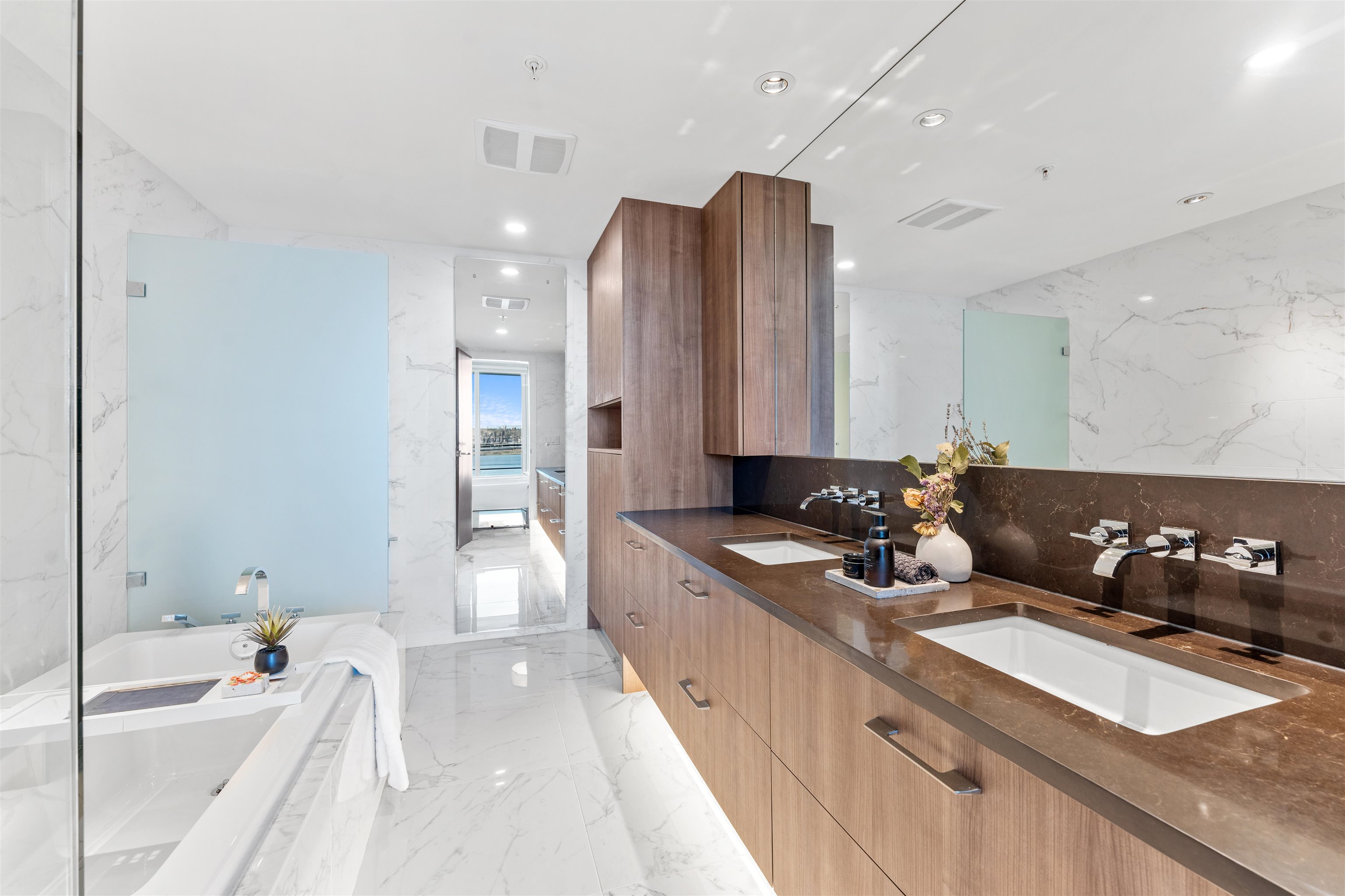 TH509 210 SALTER STREET Unit: TH509