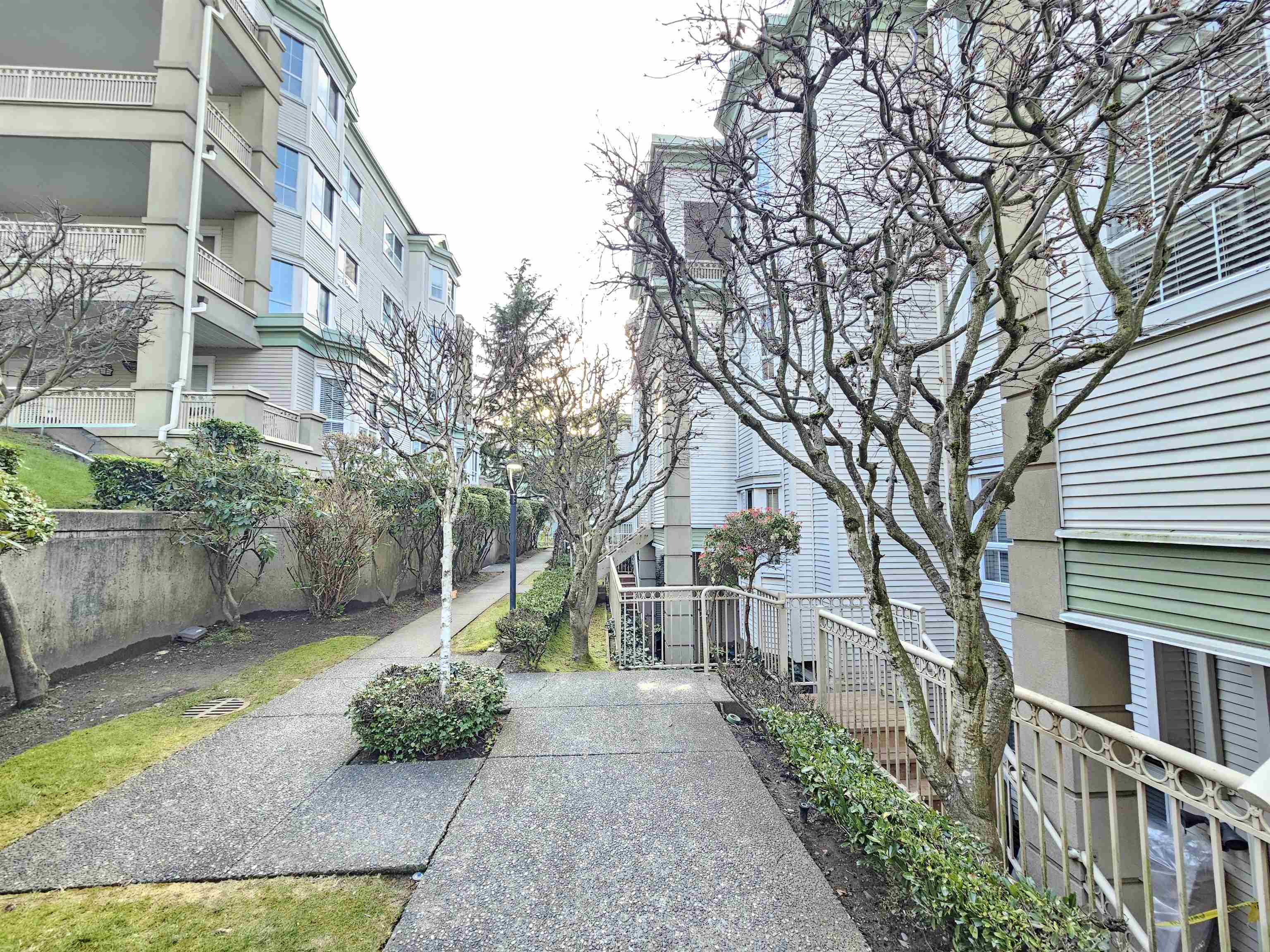 304 15258 105 AVENUE Unit: 304