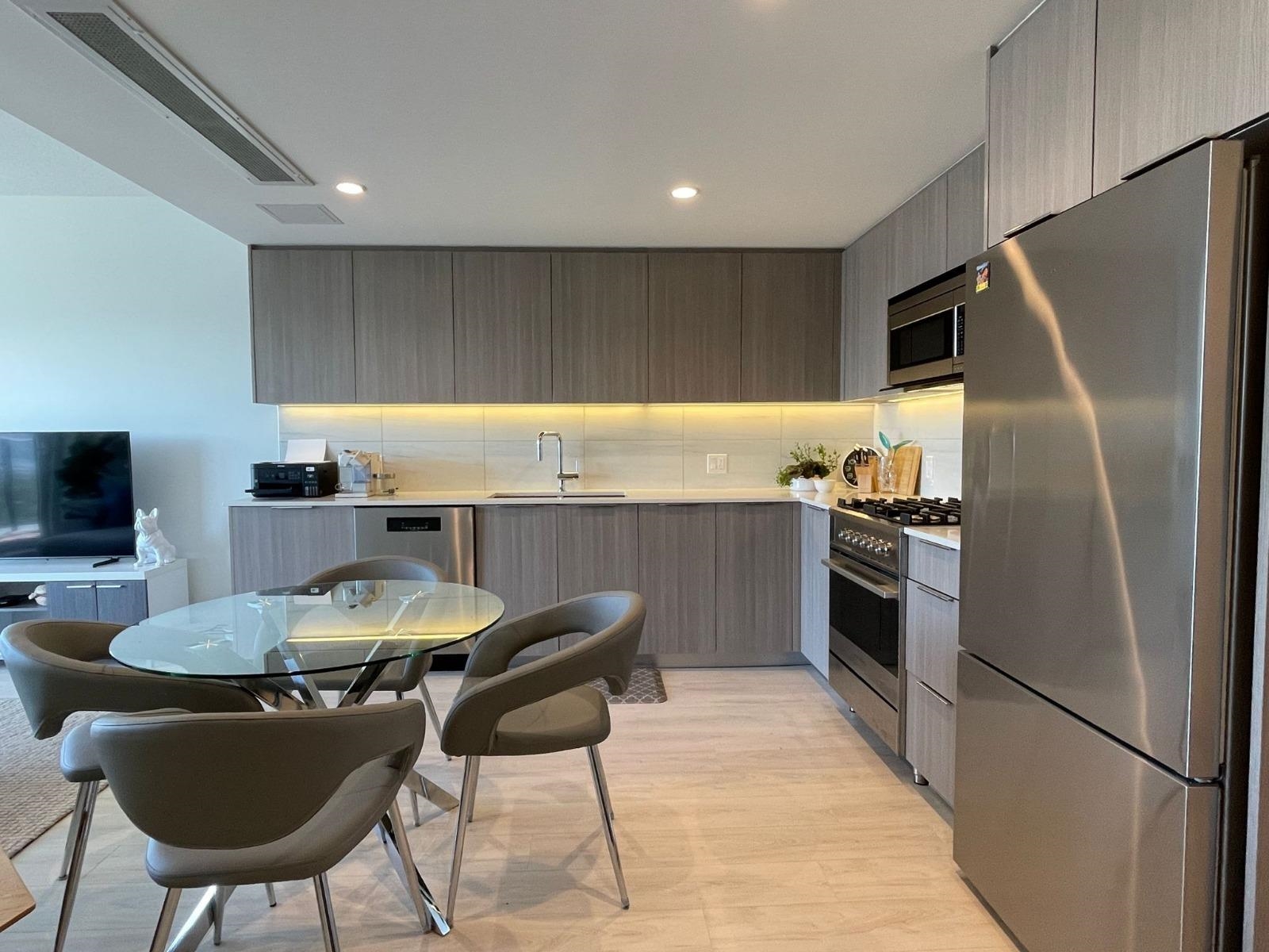 2005 1401 HUNTER STREET Unit: 2005