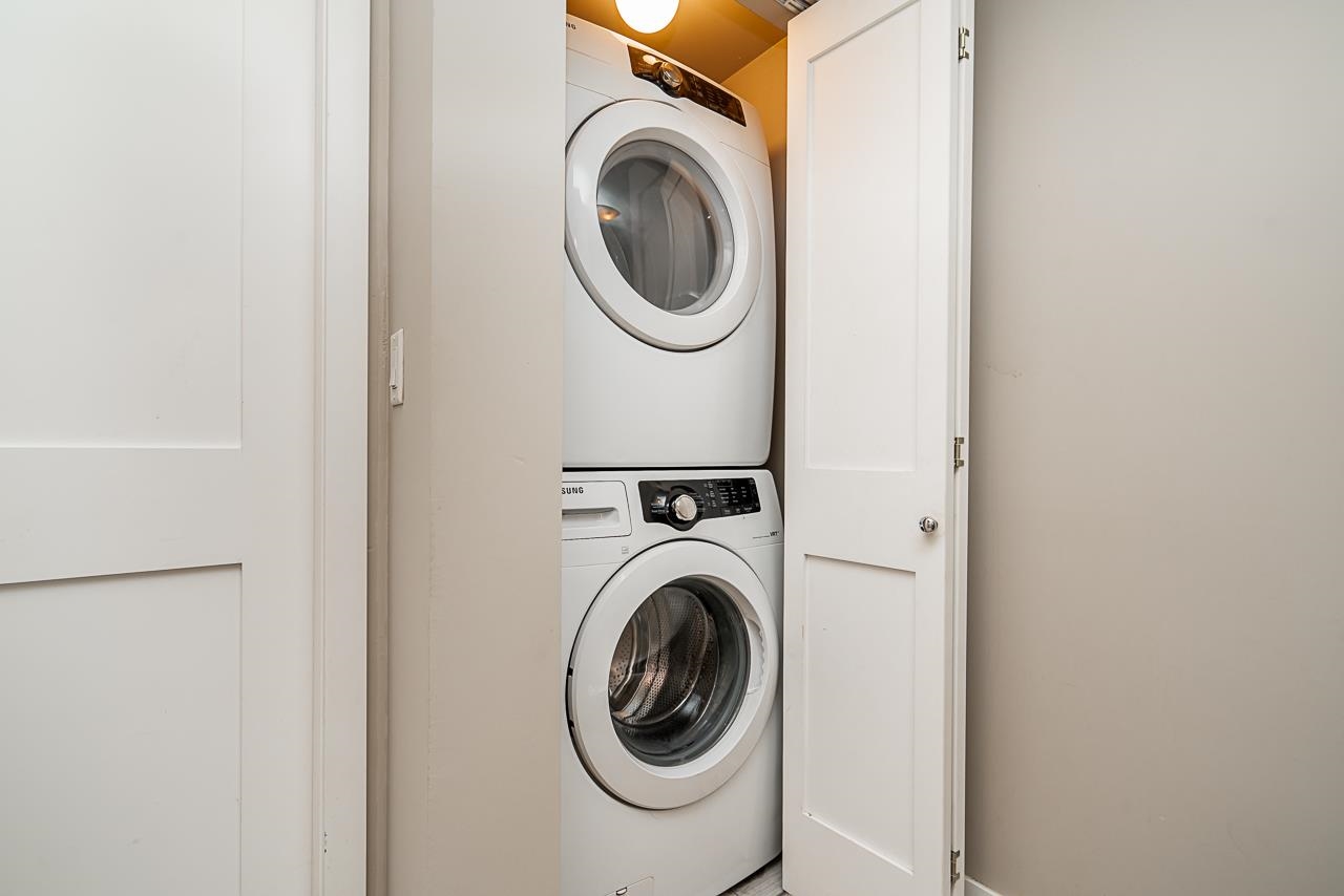 109 828 ROYAL AVENUE Unit: 109