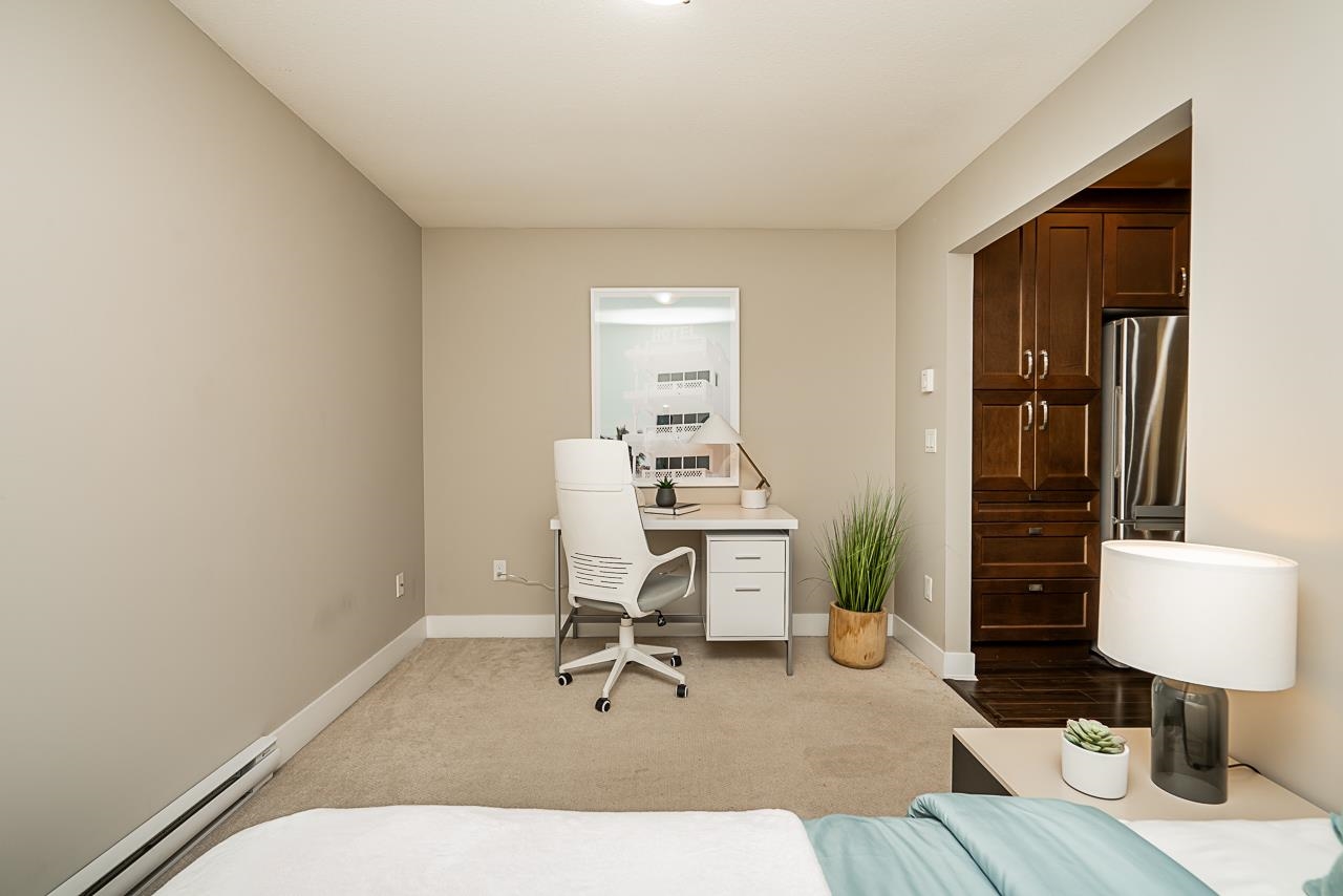 109 828 ROYAL AVENUE Unit: 109