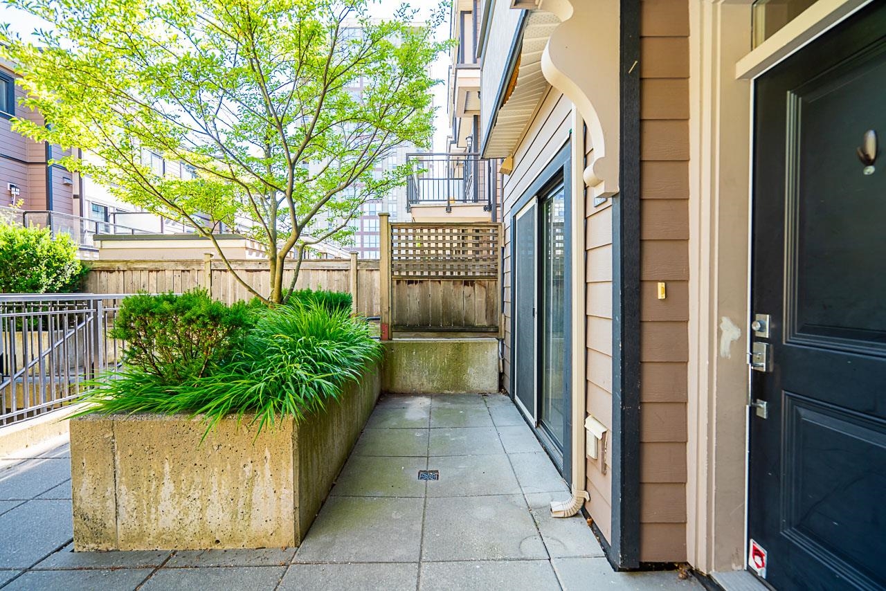 109 828 ROYAL AVENUE Unit: 109