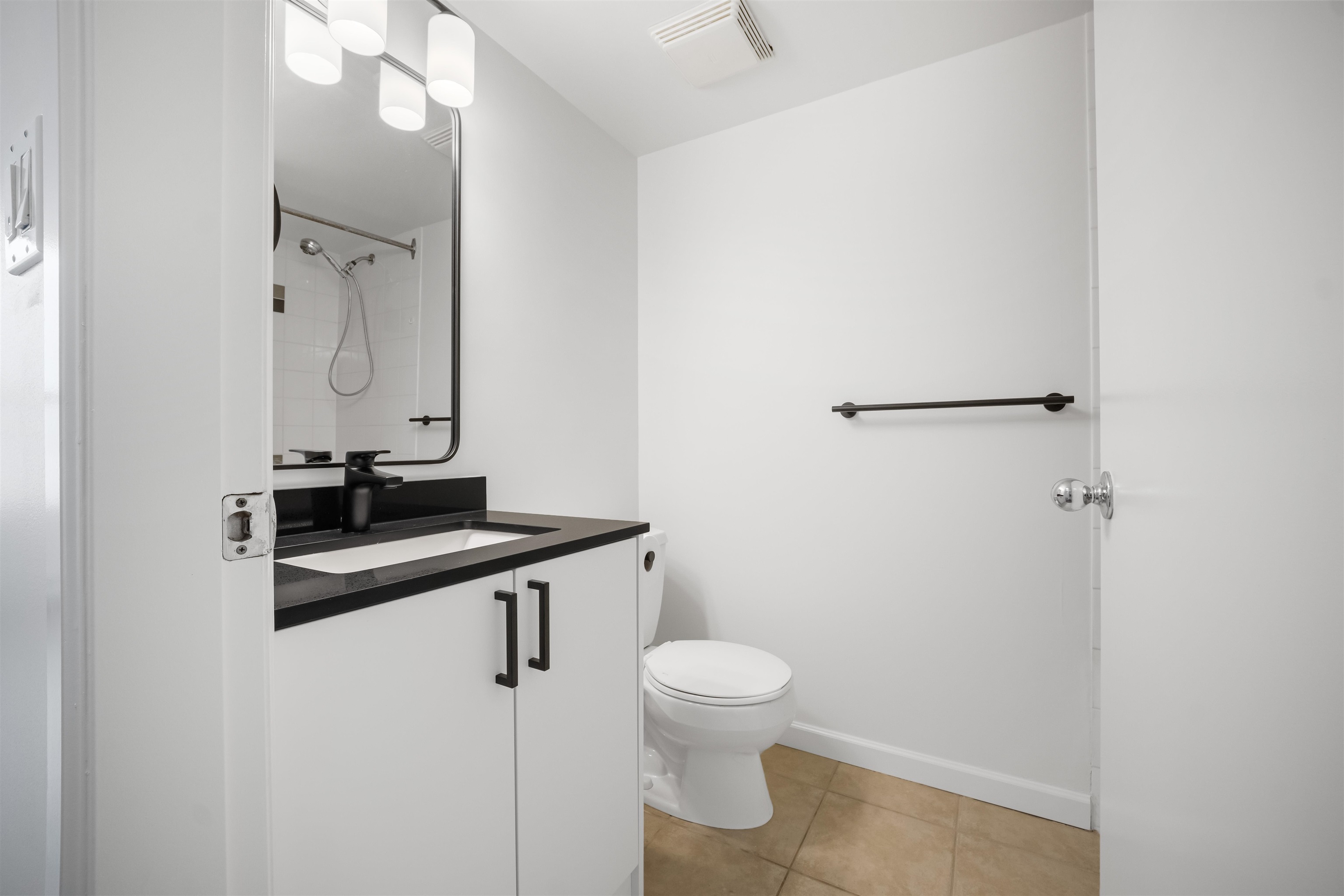 602 8180 GRANVILLE AVENUE Unit: 602