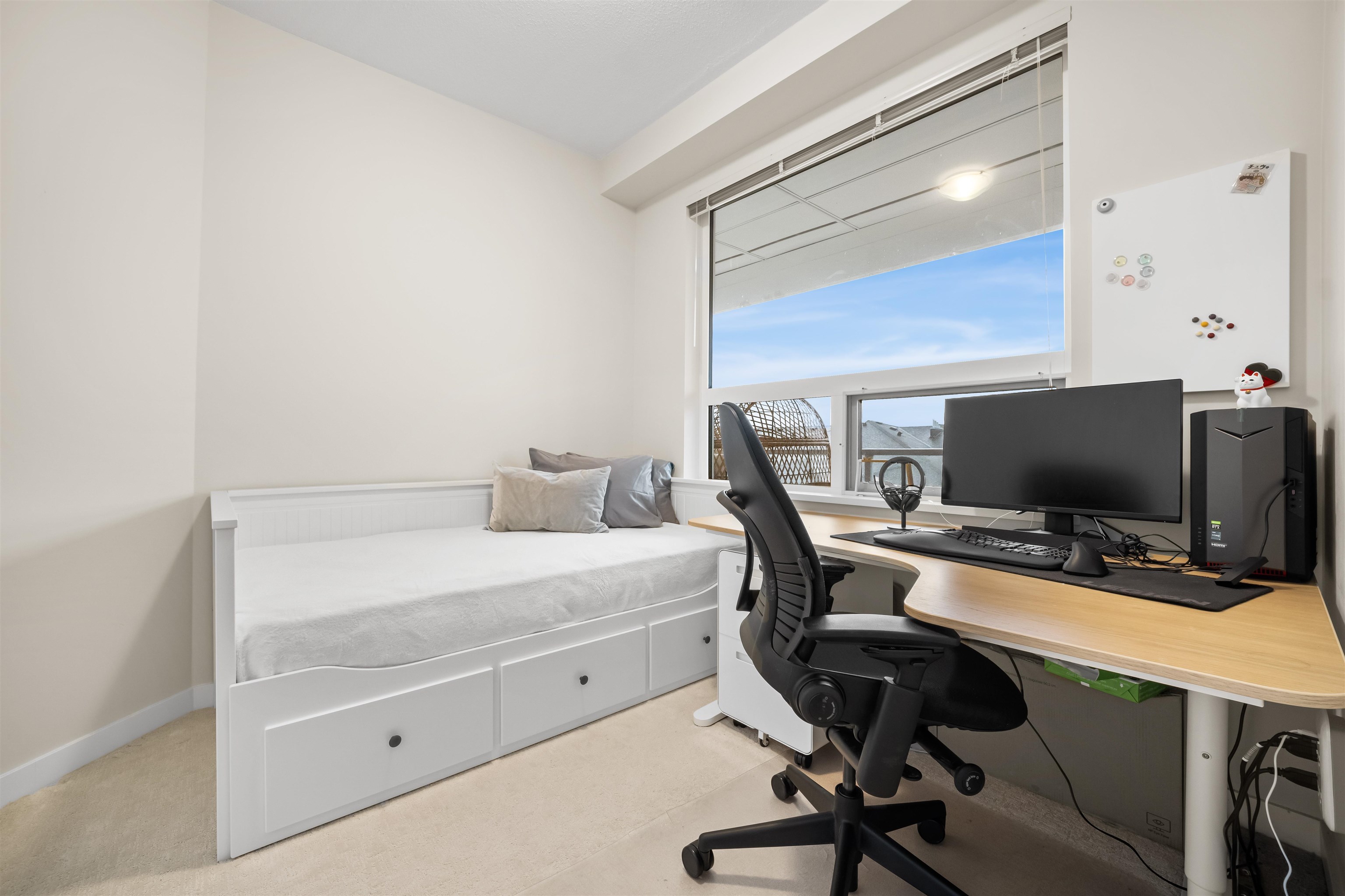 511 9233 ODLIN ROAD Unit: 511