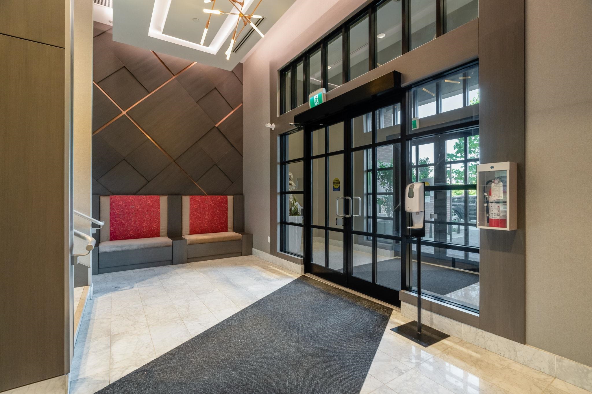 121 9500 TOMICKI AVENUE Unit: 121