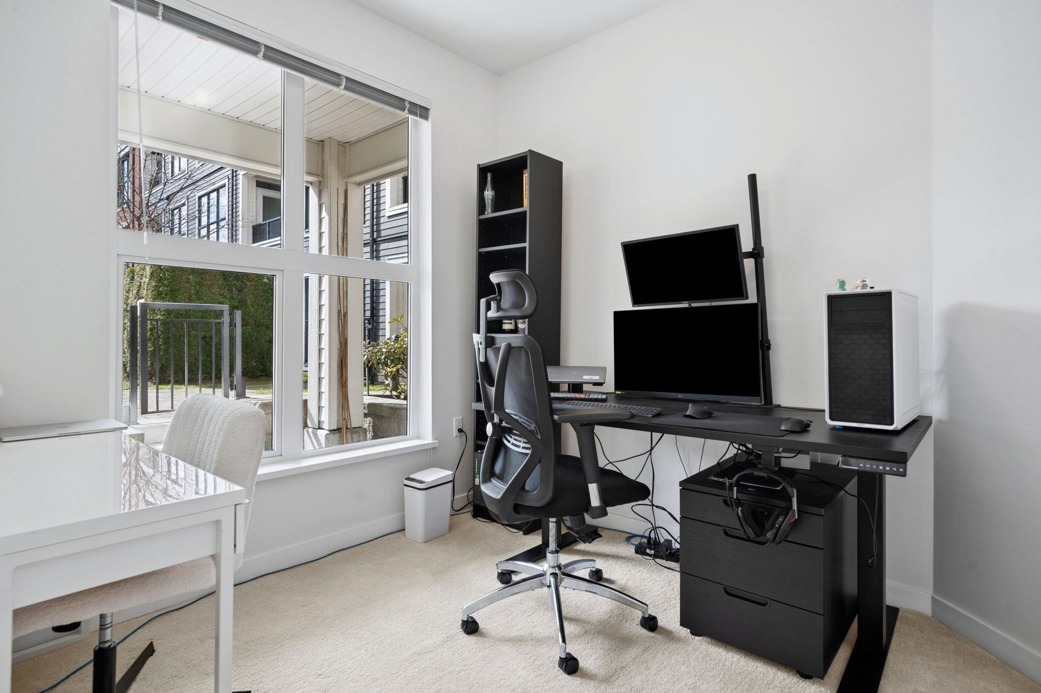 121 9500 TOMICKI AVENUE Unit: 121