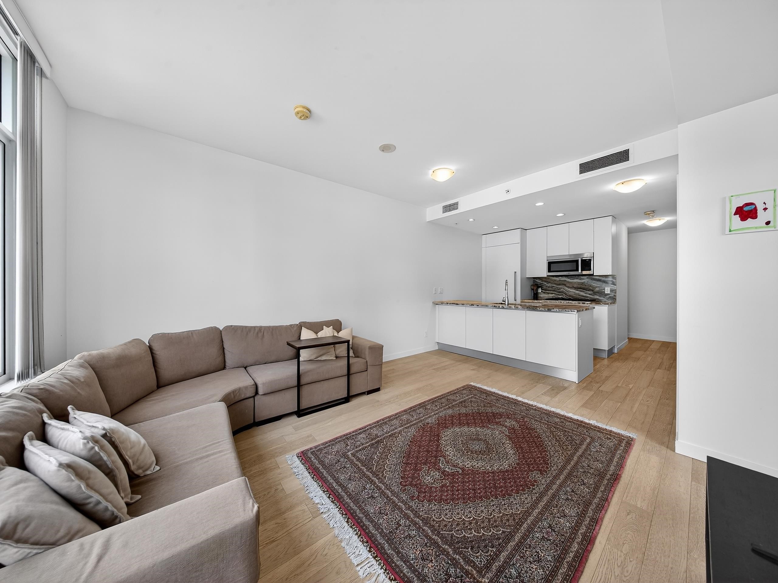 301 2565 MAPLE STREET Unit: 301