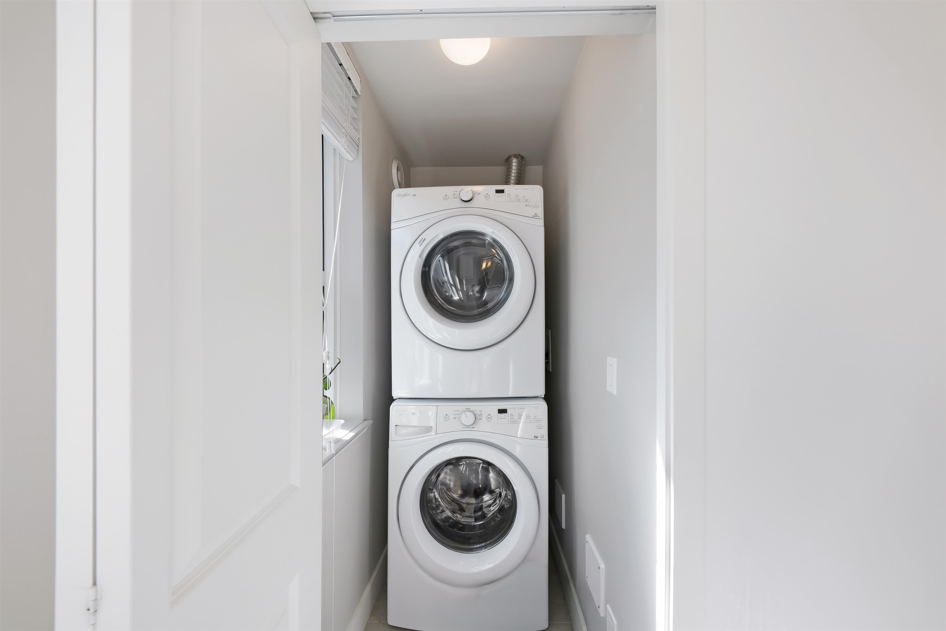 10 7180 GILBERT ROAD Unit: 10