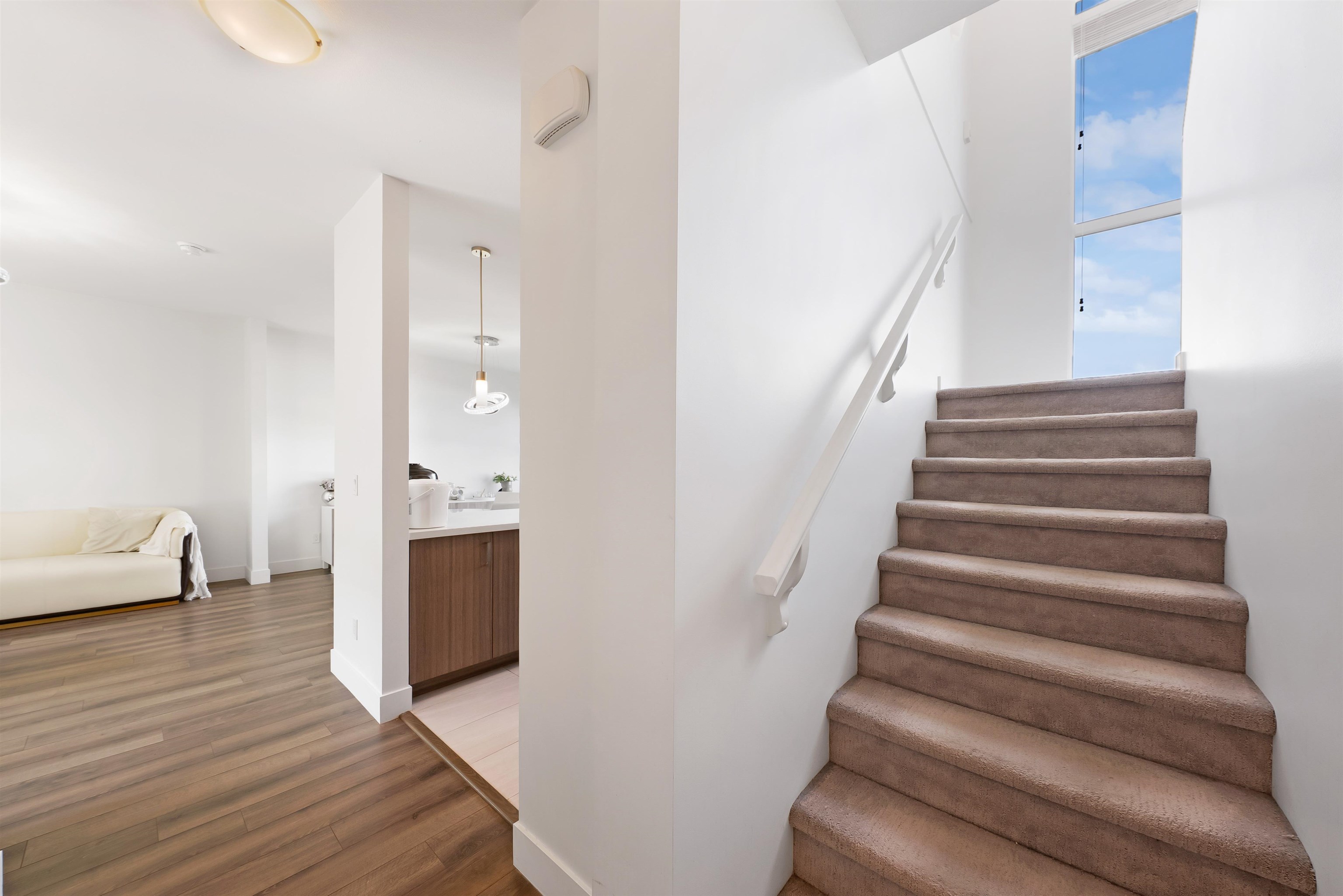 10 7180 GILBERT ROAD Unit: 10