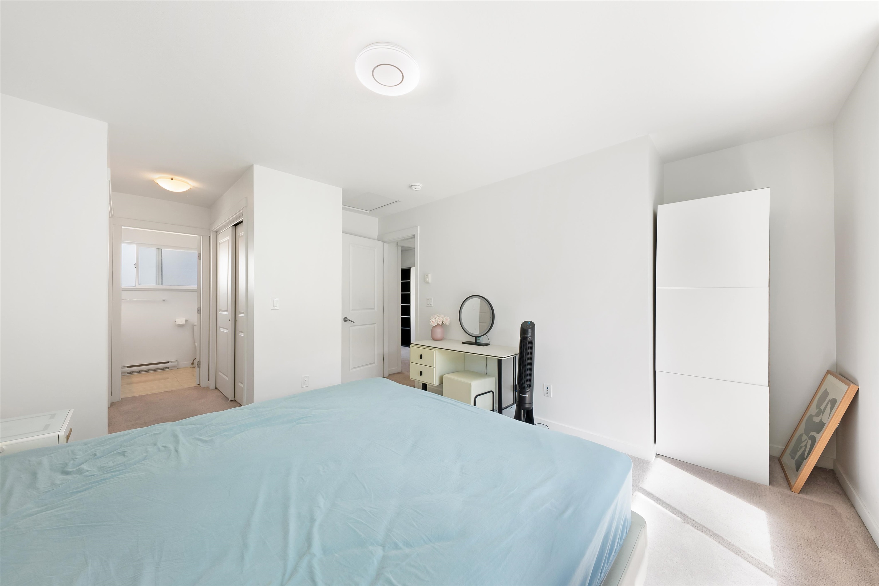 10 7180 GILBERT ROAD Unit: 10