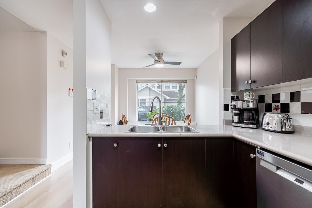 24 11870 232 STREET Unit: 24