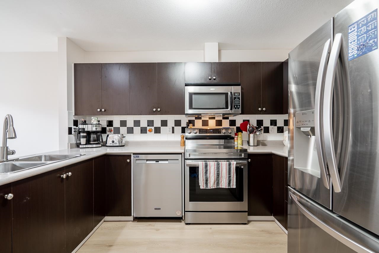 24 11870 232 STREET Unit: 24