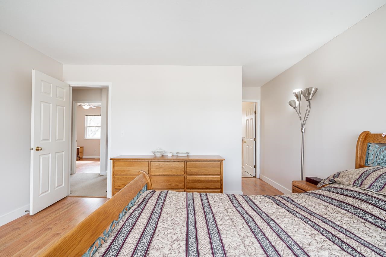 24 11870 232 STREET Unit: 24