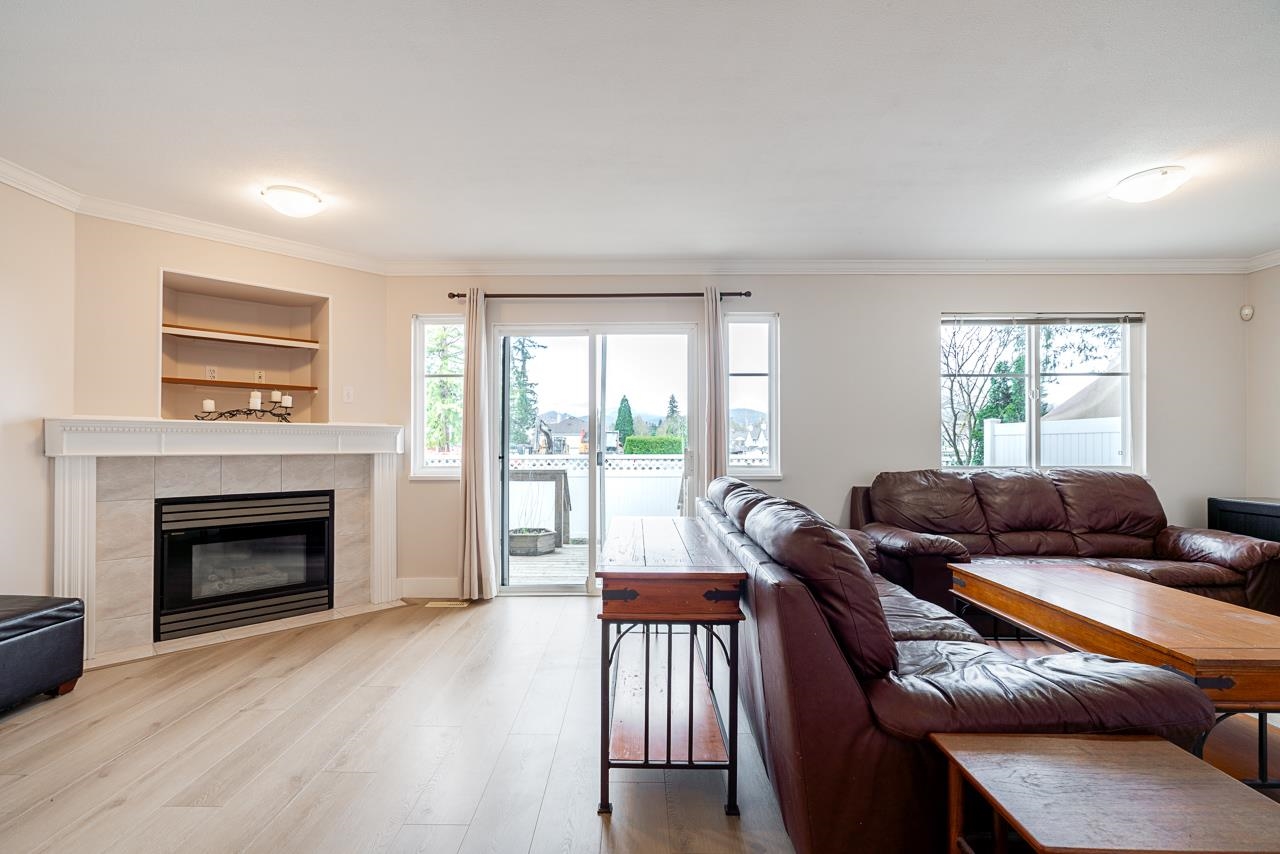 24 11870 232 STREET Unit: 24