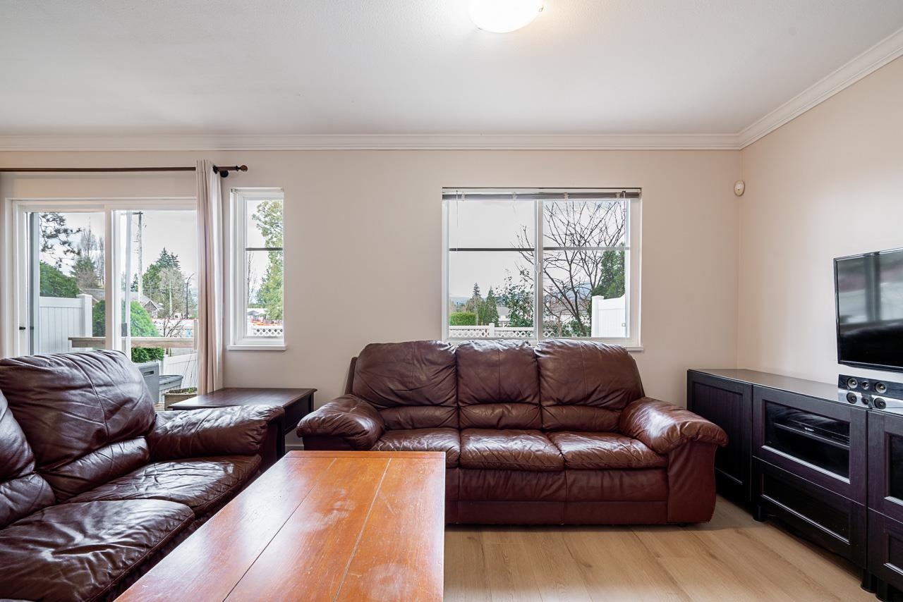 24 11870 232 STREET Unit: 24