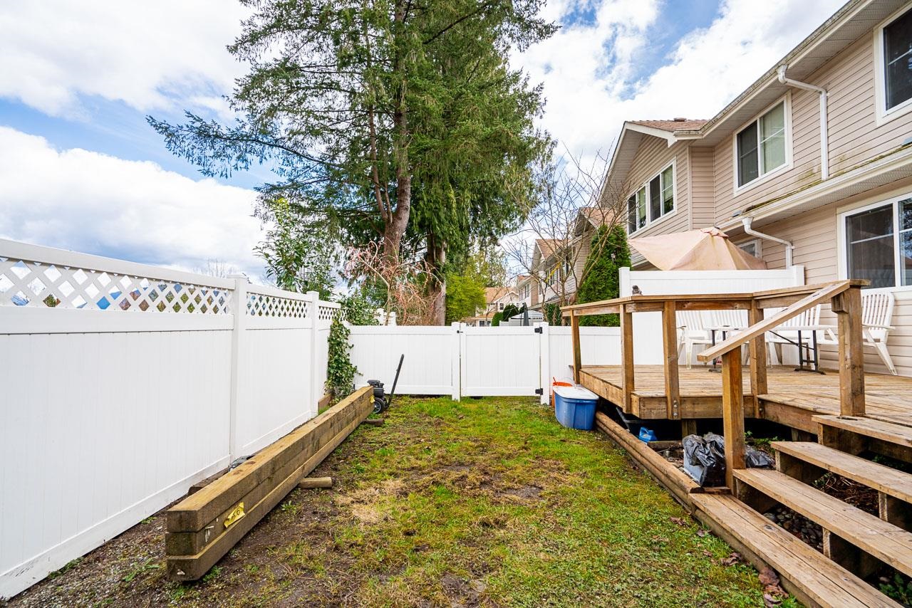 24 11870 232 STREET Unit: 24