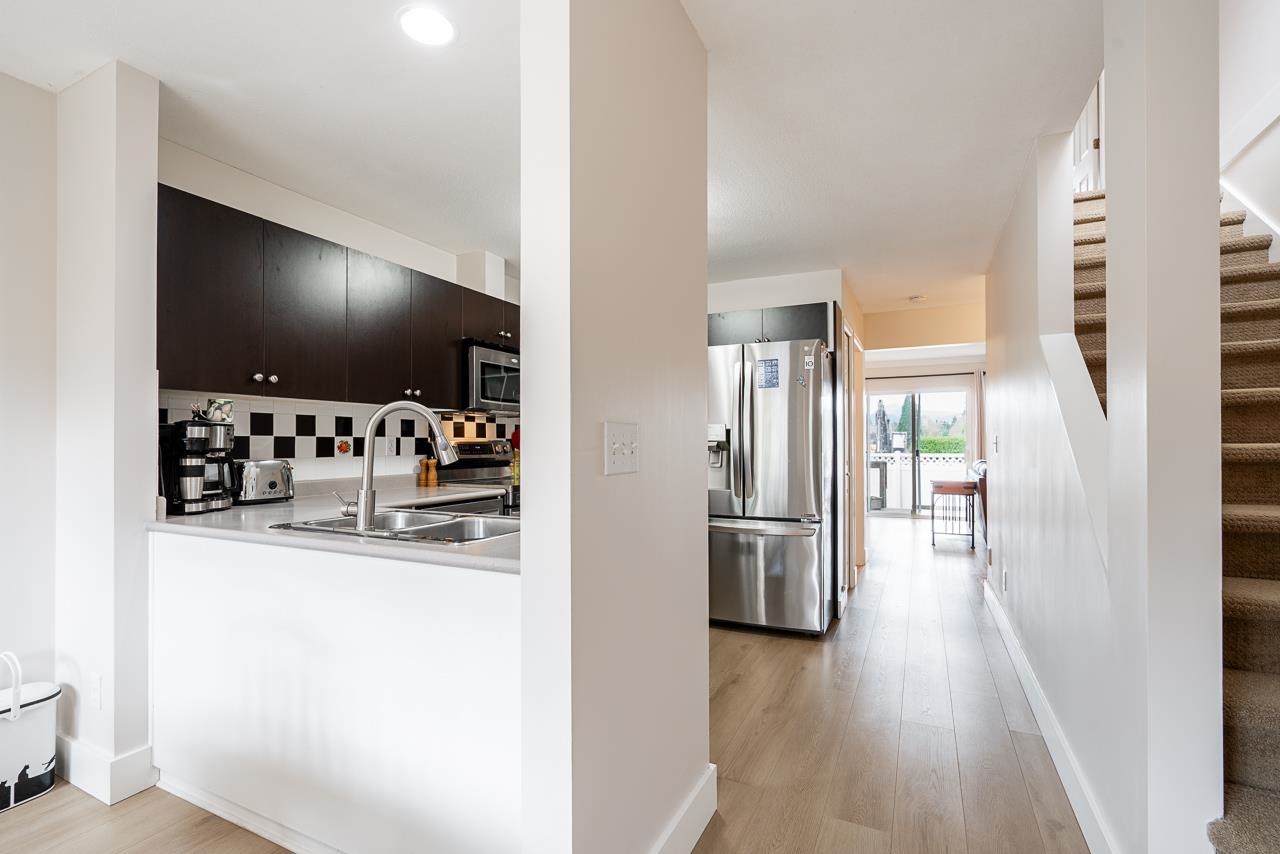 24 11870 232 STREET Unit: 24