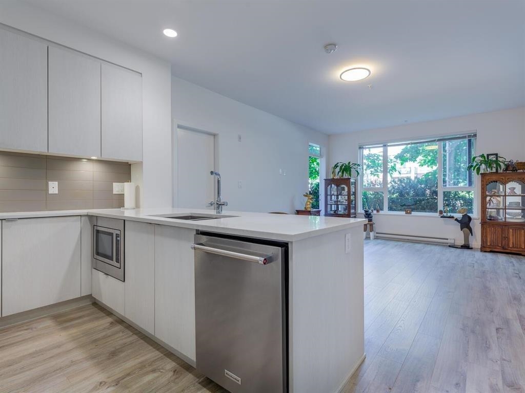 112 621 REGAN AVENUE Unit: 112