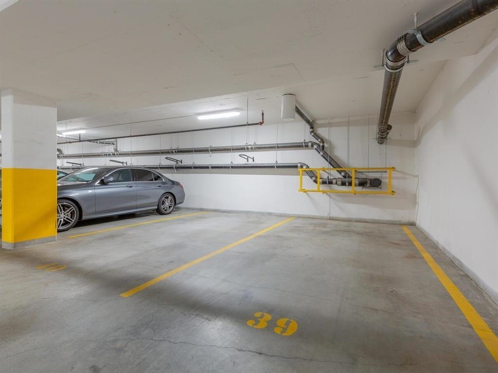 112 621 REGAN AVENUE Unit: 112