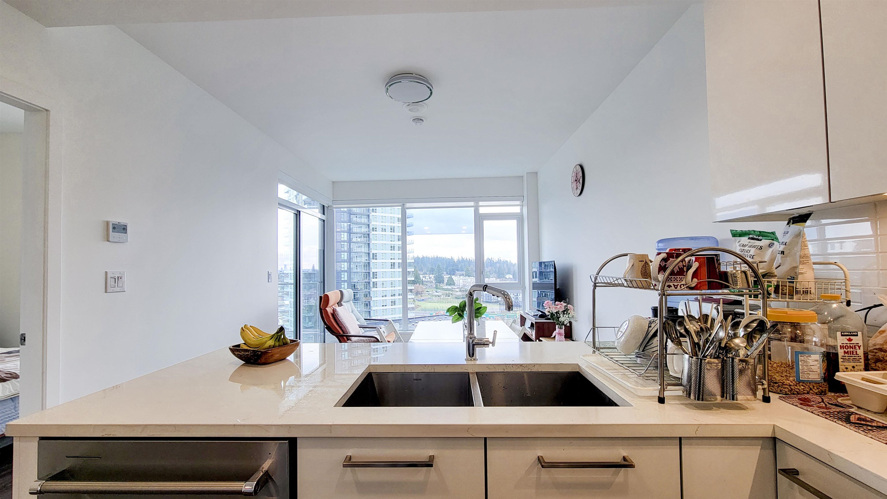 1204 518 CLARKE ROAD Unit: 1204