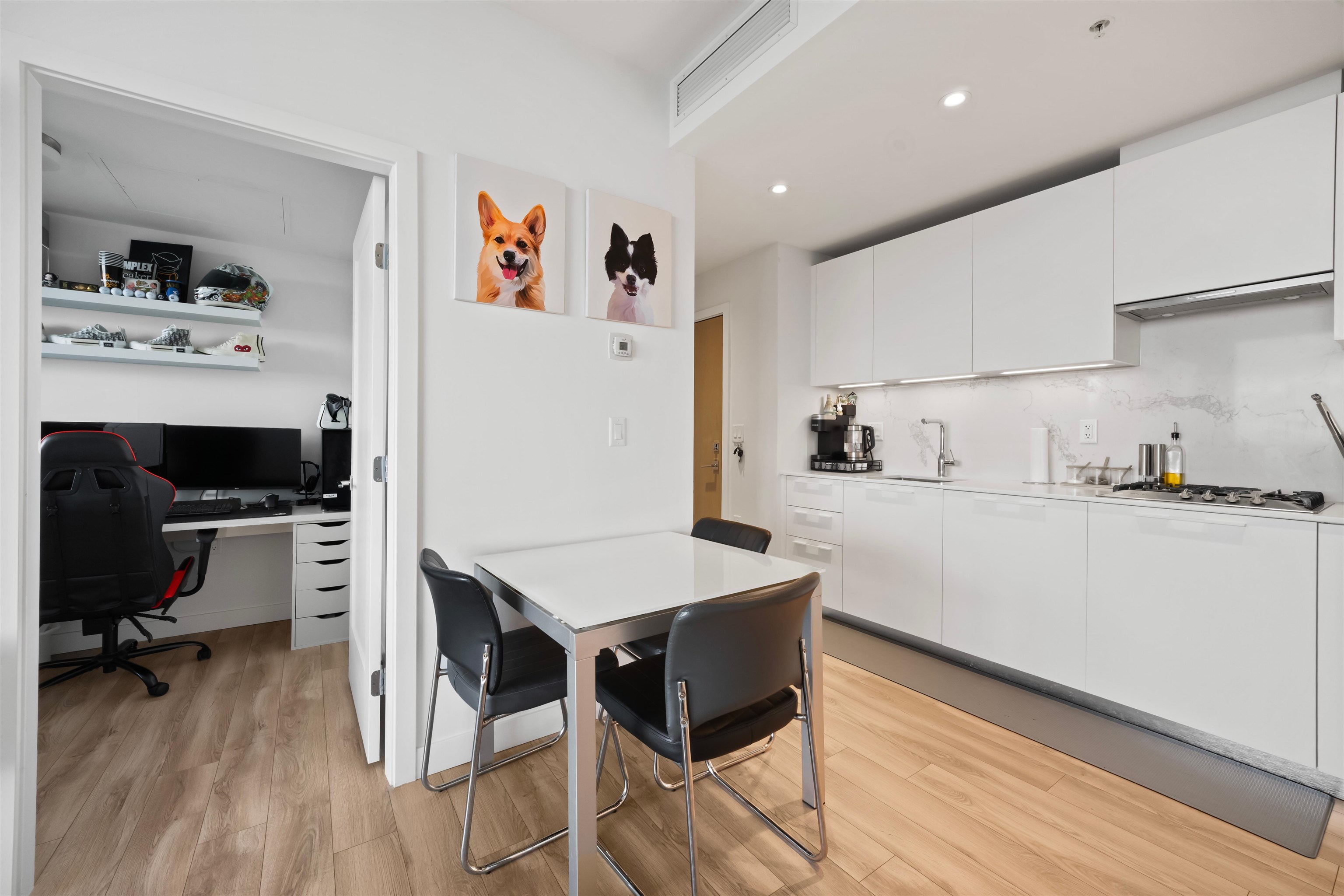 2501 6699 DUNBLANE AVENUE Unit: 2501