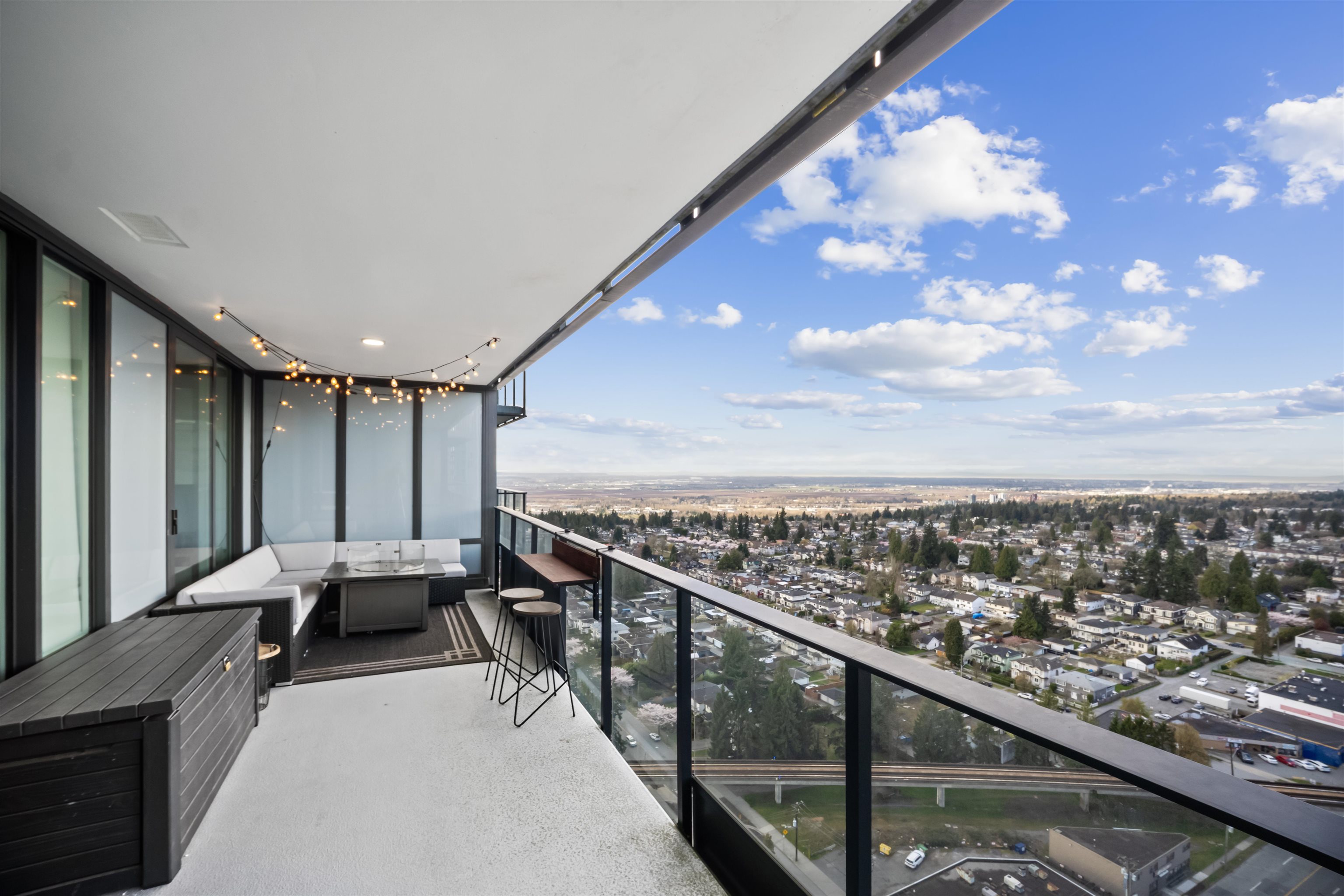 2501 6699 DUNBLANE AVENUE Unit: 2501