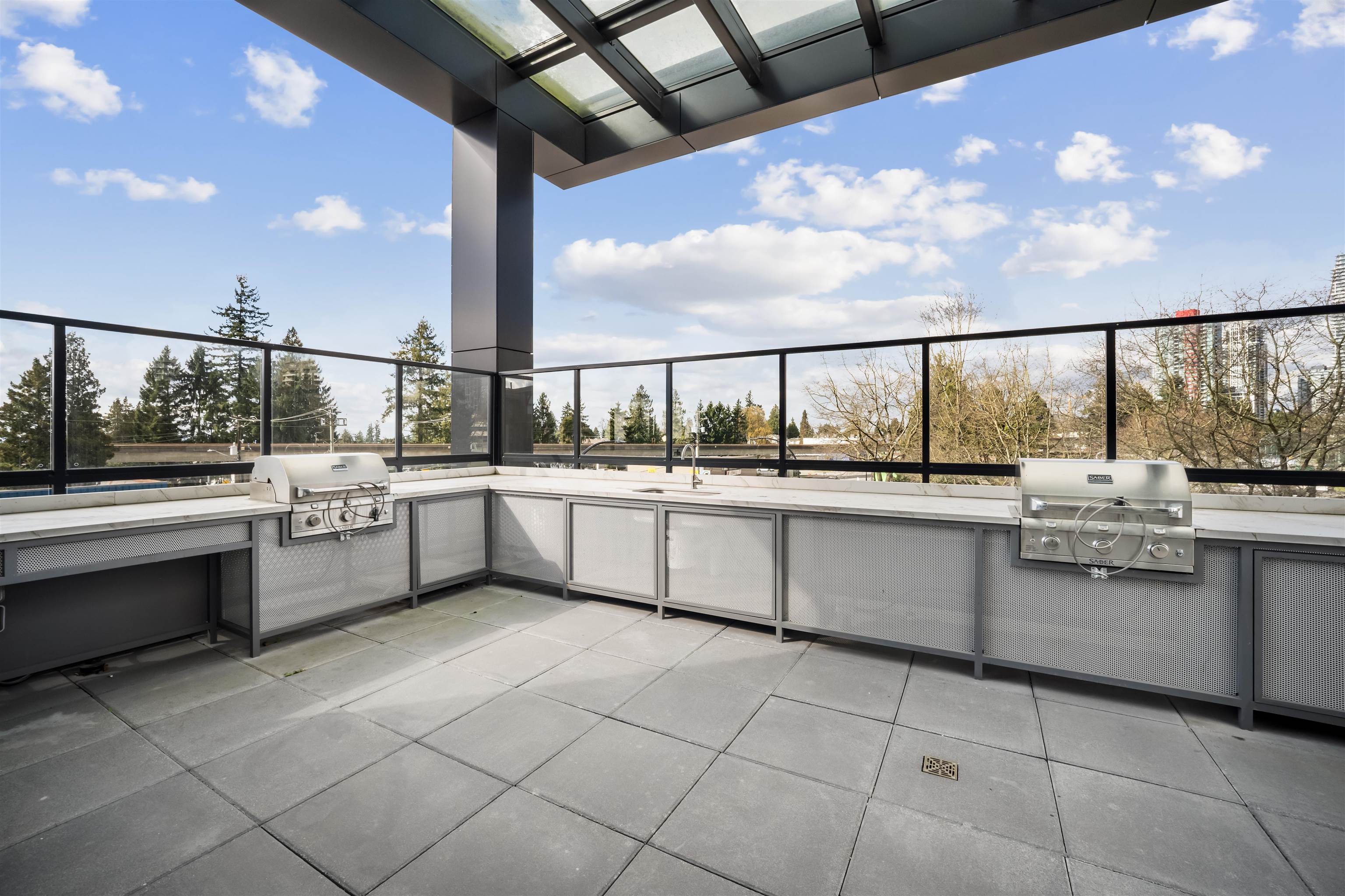 2501 6699 DUNBLANE AVENUE Unit: 2501