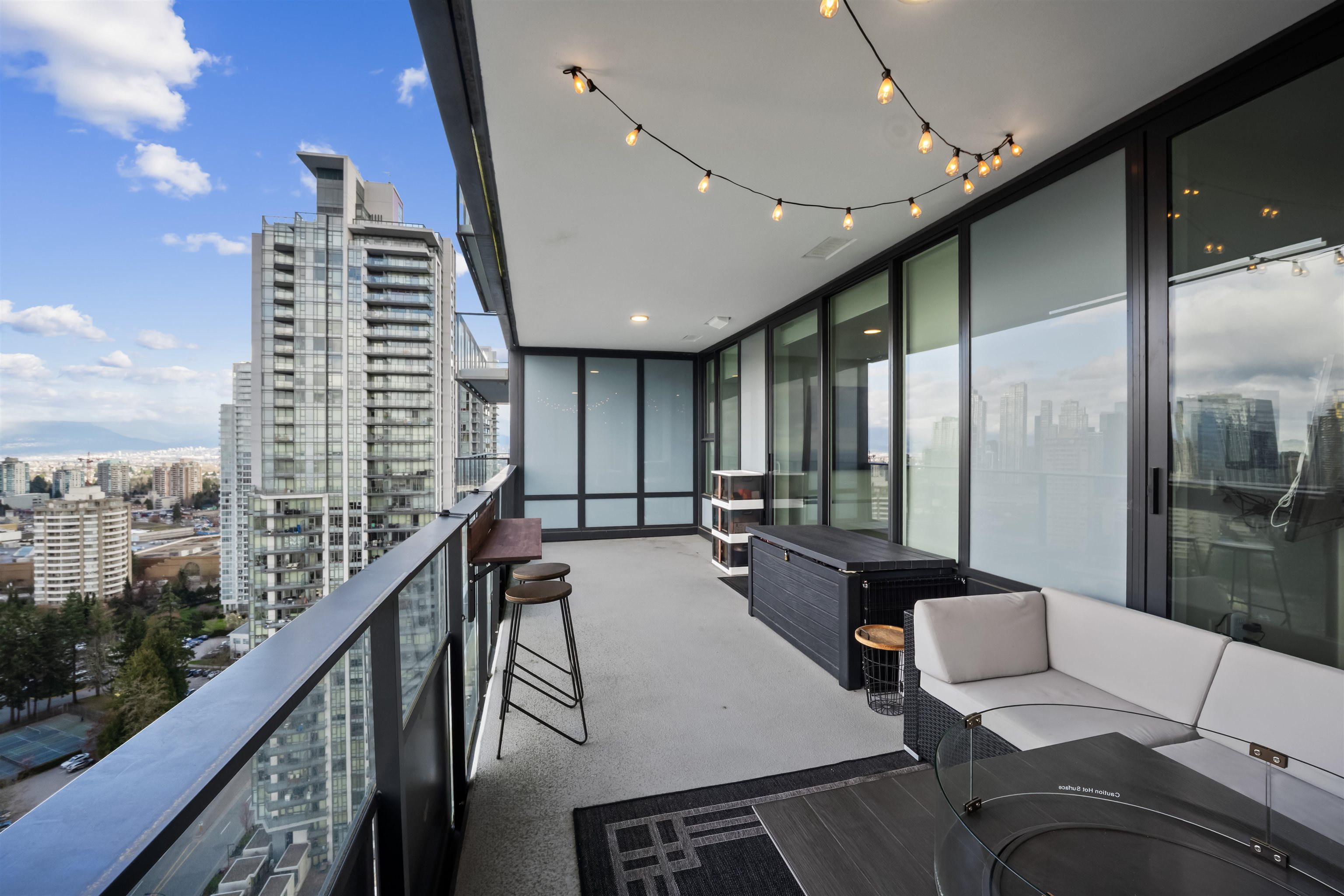 2501 6699 DUNBLANE AVENUE Unit: 2501