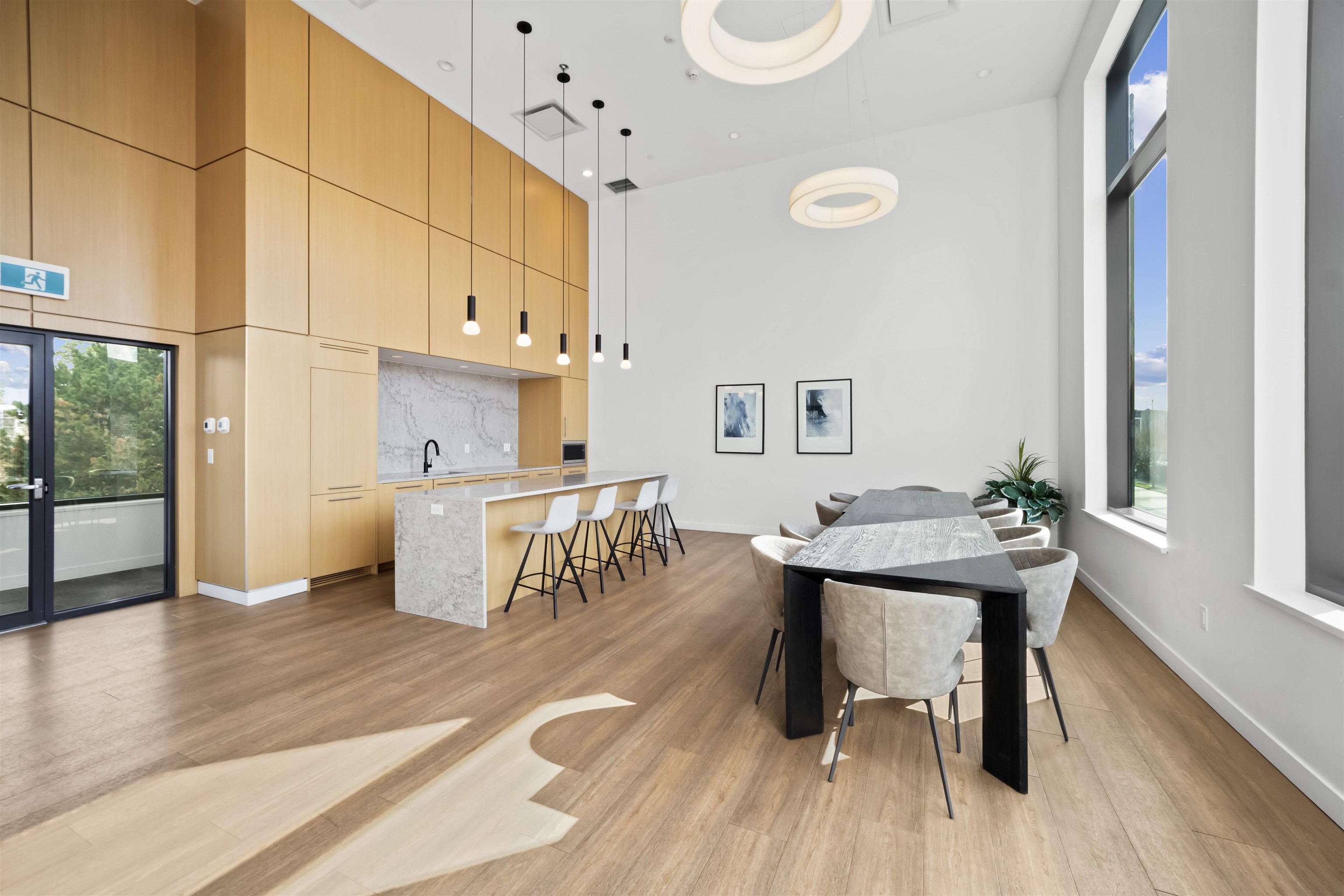 2501 6699 DUNBLANE AVENUE Unit: 2501