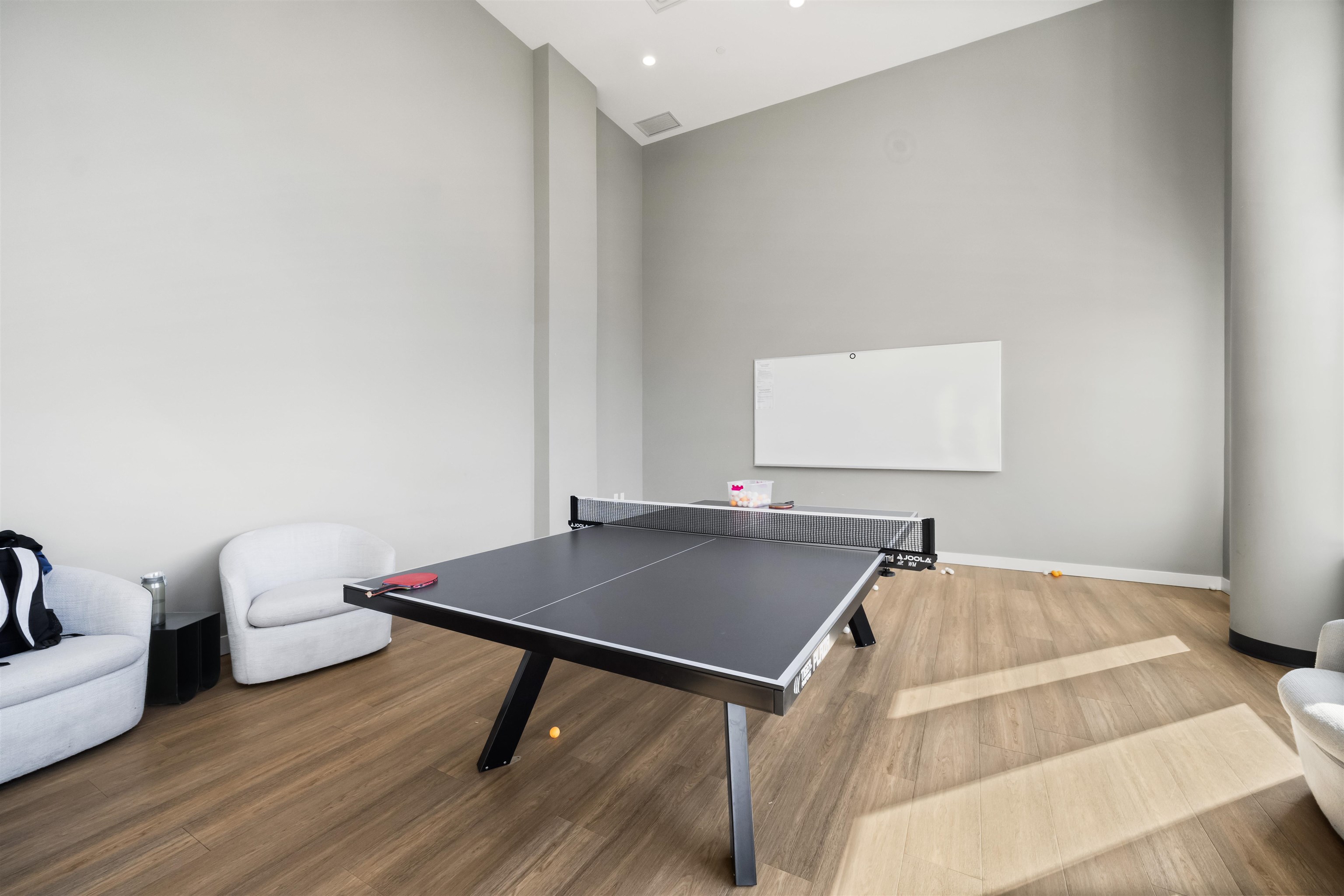 2501 6699 DUNBLANE AVENUE Unit: 2501