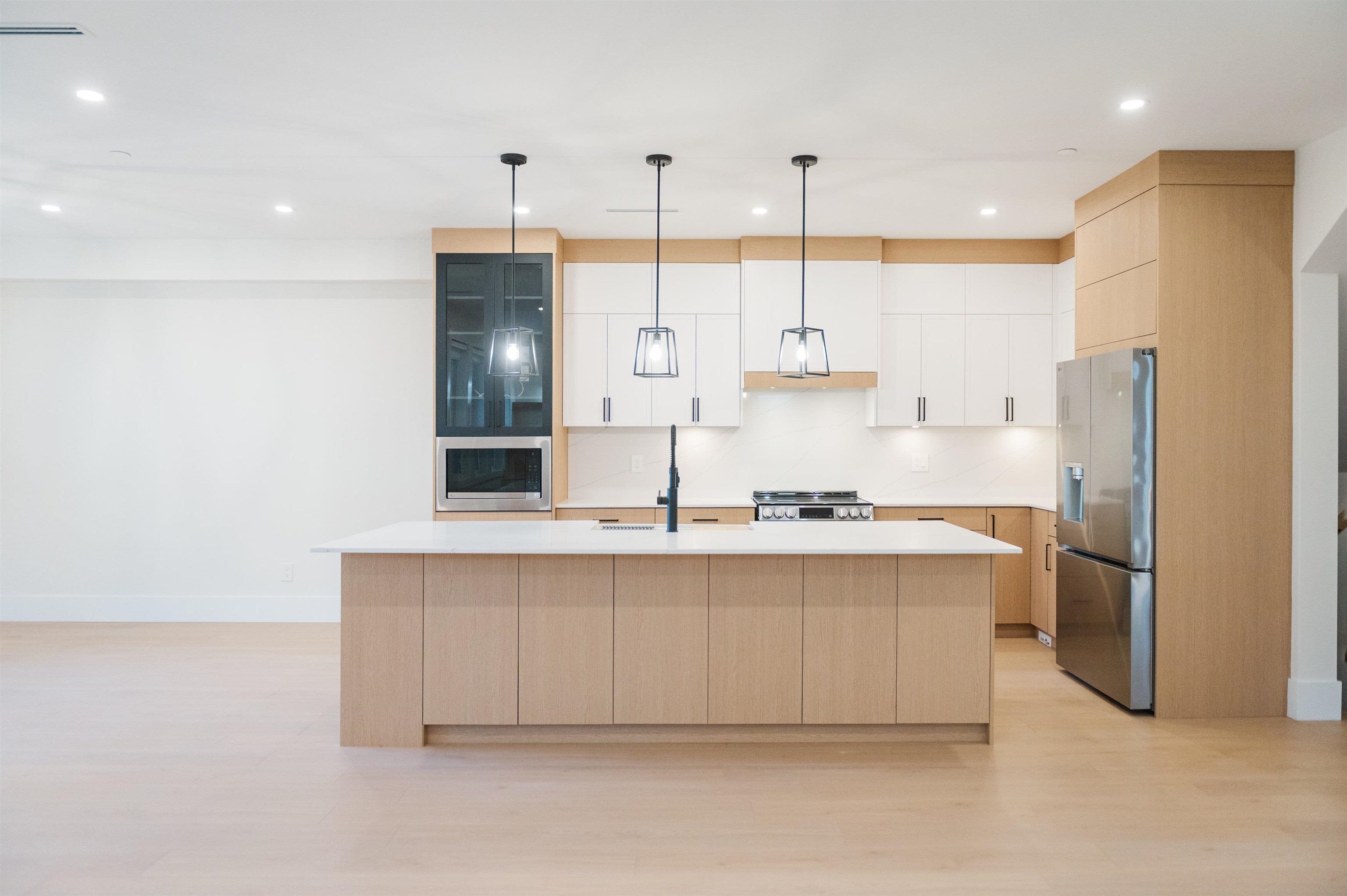 1 12050 YORK STREET Unit: 1