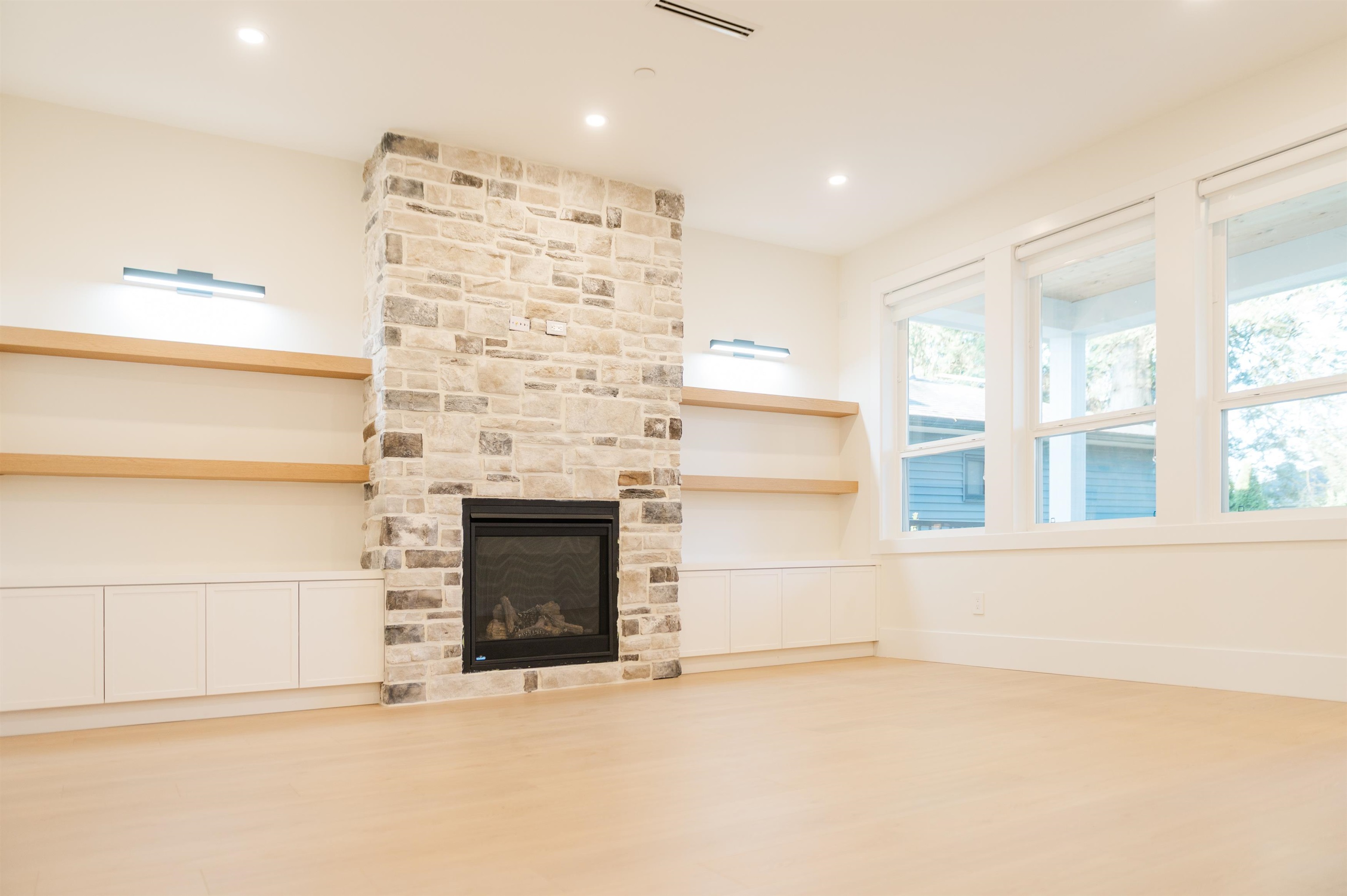 1 12050 YORK STREET Unit: 1